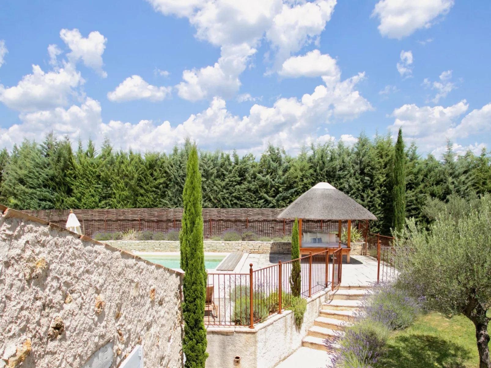 LI SIAN BEN - Outside