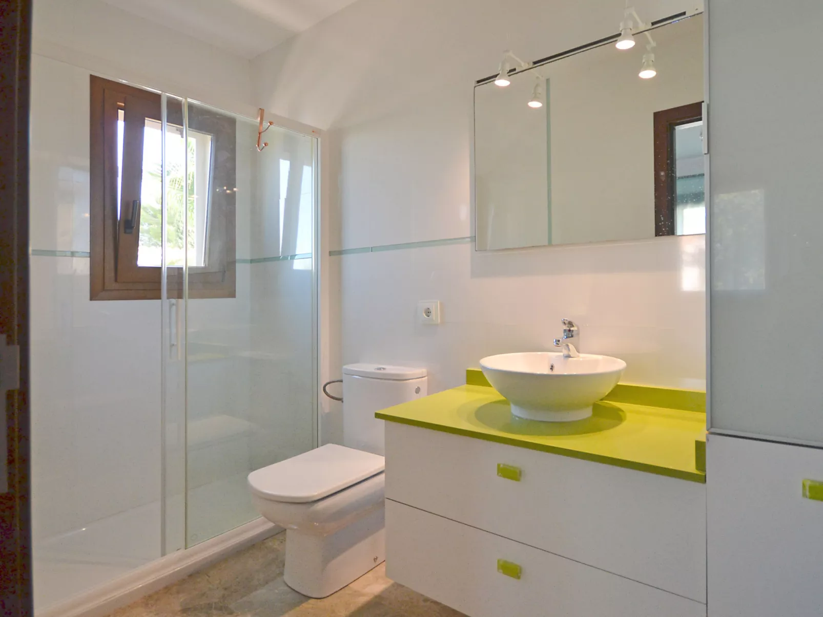 Esperanza - Draußen