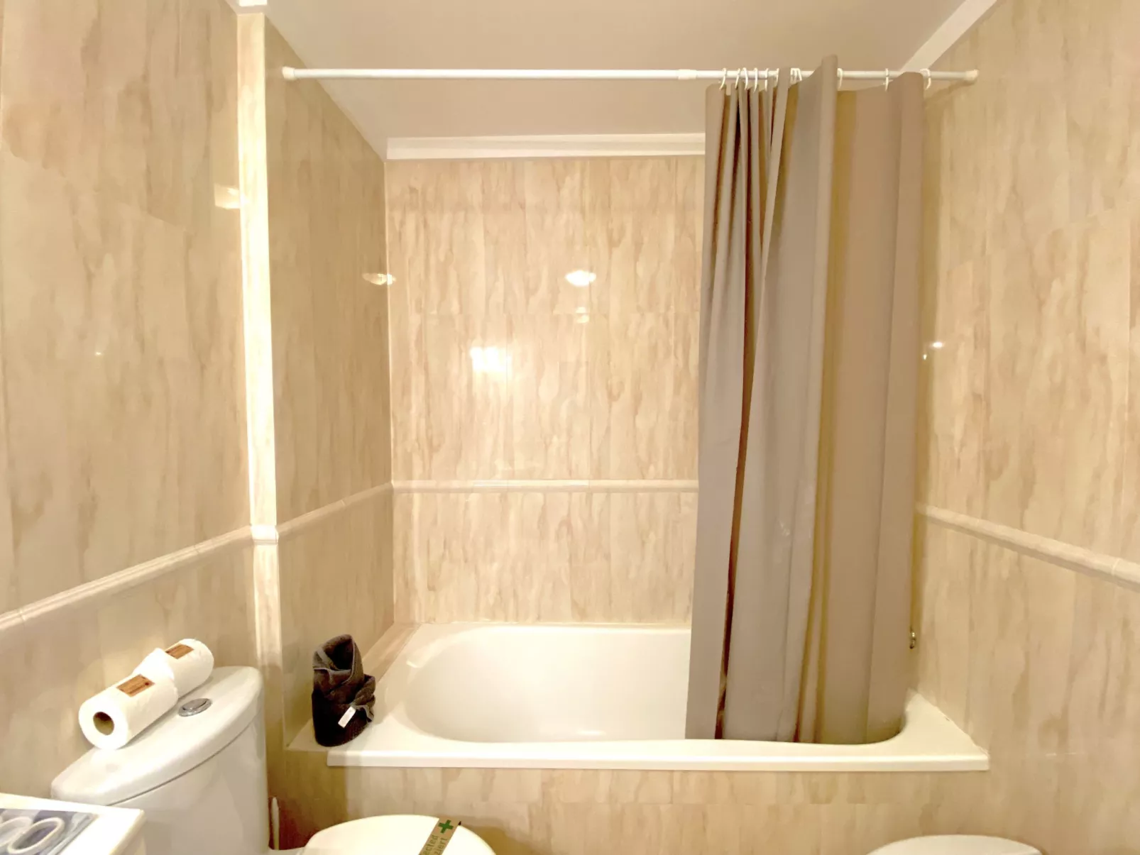 Tamango Hill Alcazaba A 1B by Casasol - Inside