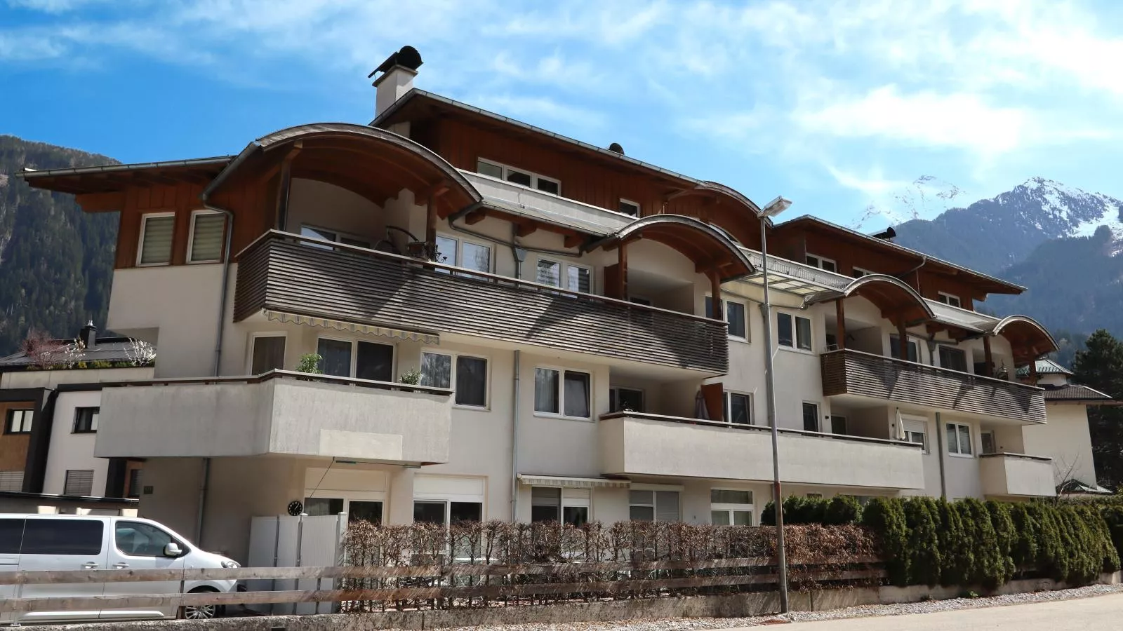 Penthouse Zillerufer - Exterior in summer