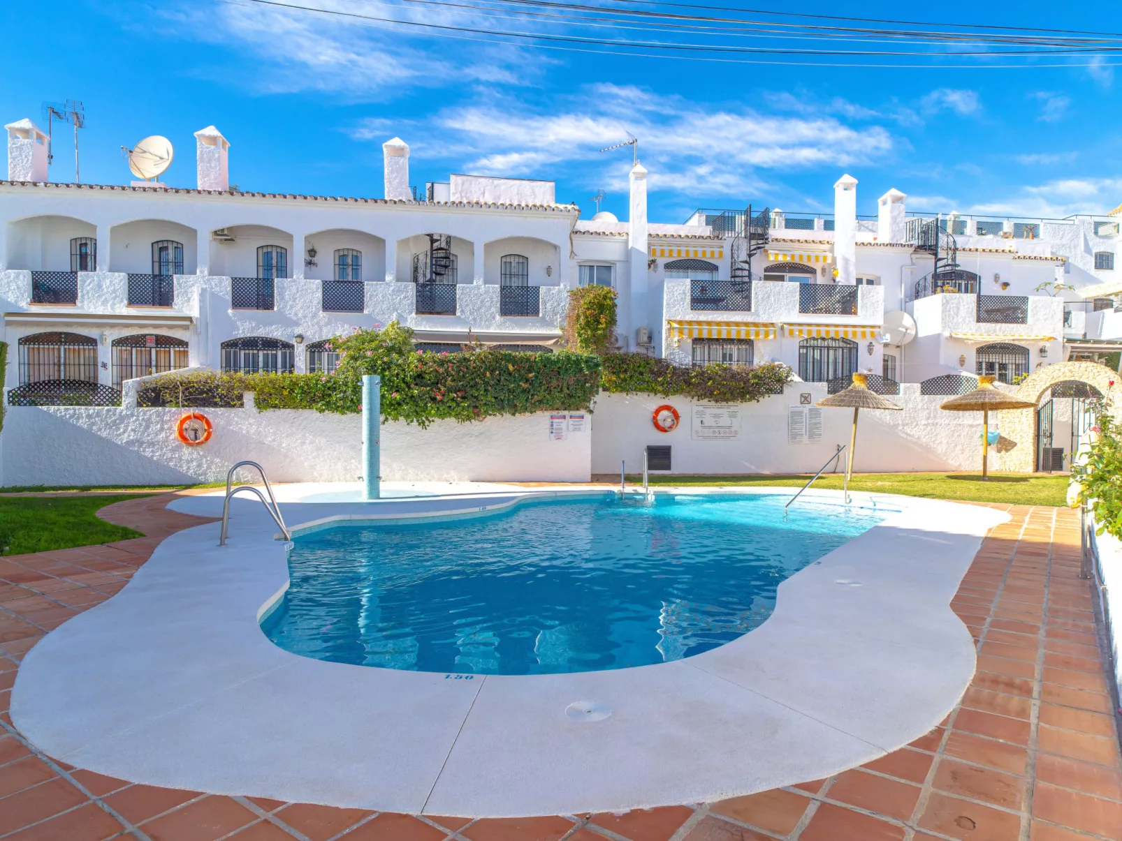 Verano Azul 27B by Casasol - Dehors