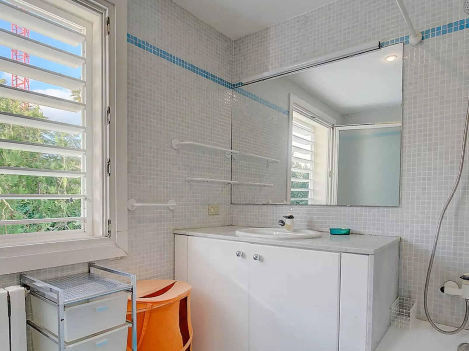 VILLA BONANOVA STYLE - Drinnen