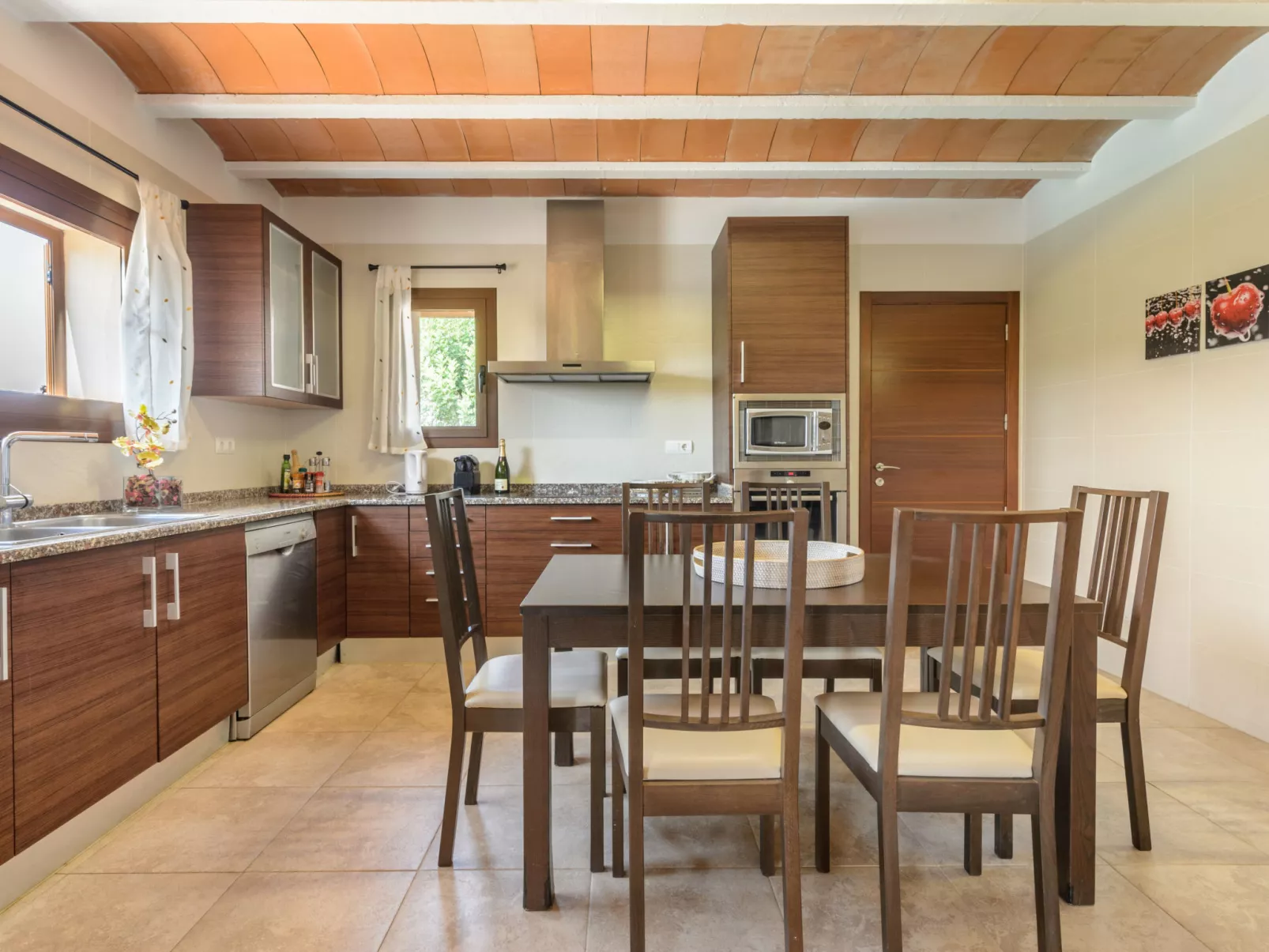 VILLA LUNA - Drinnen