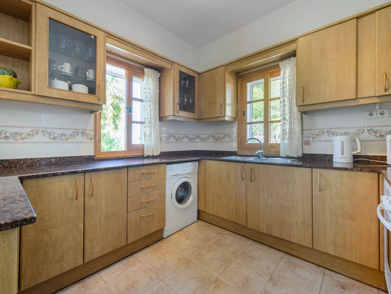 VILLA SA DESCUBERTA - Drinnen