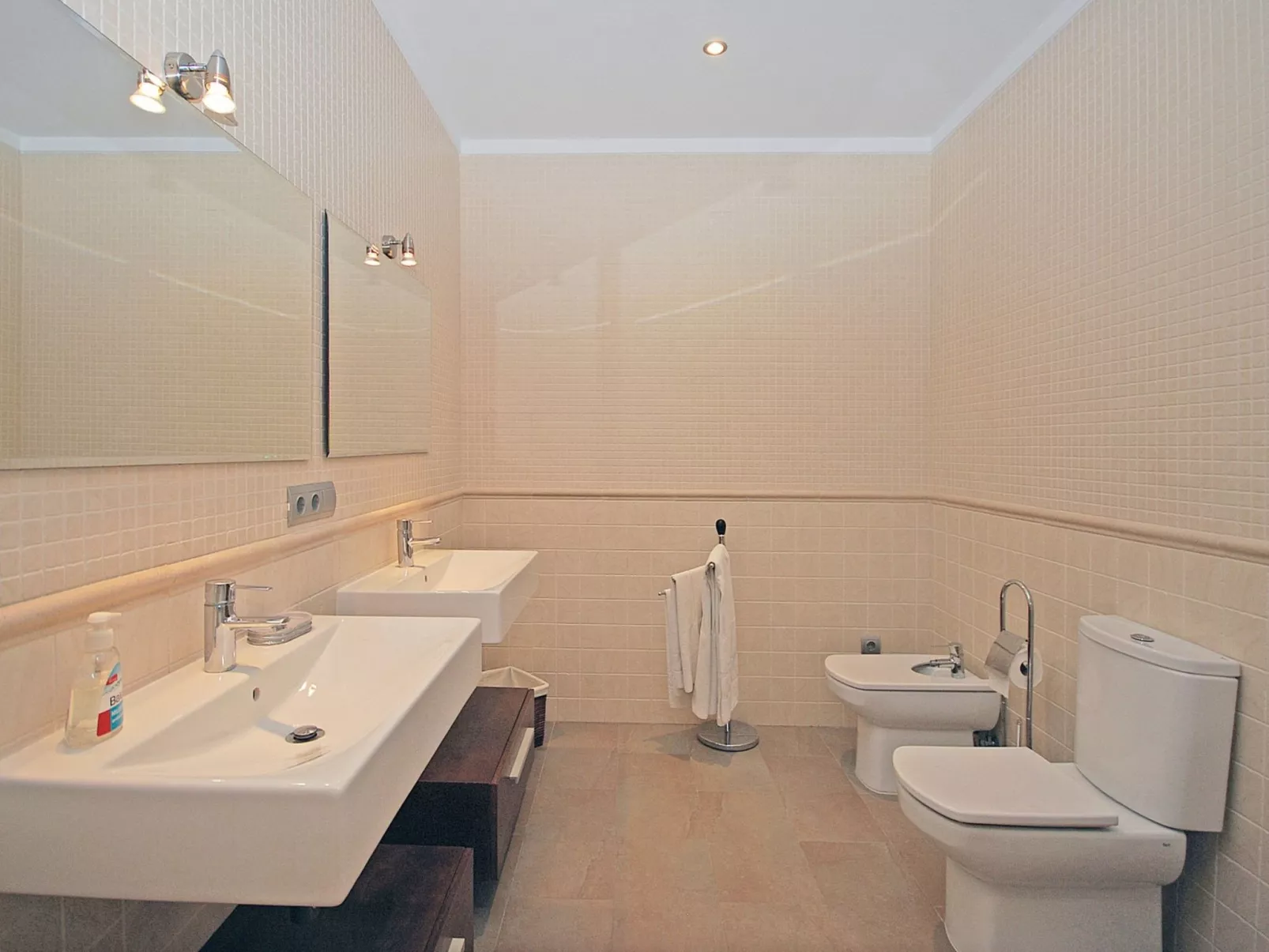 Santa Maria - Drinnen