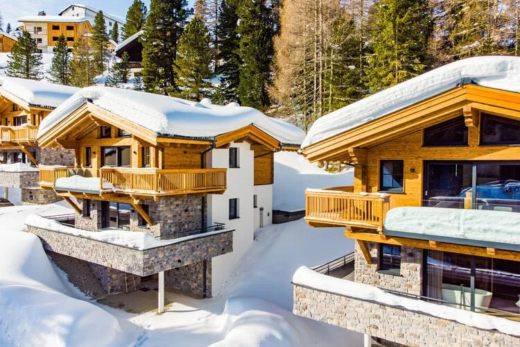 Turrach Lodges 1-Exterior winter
