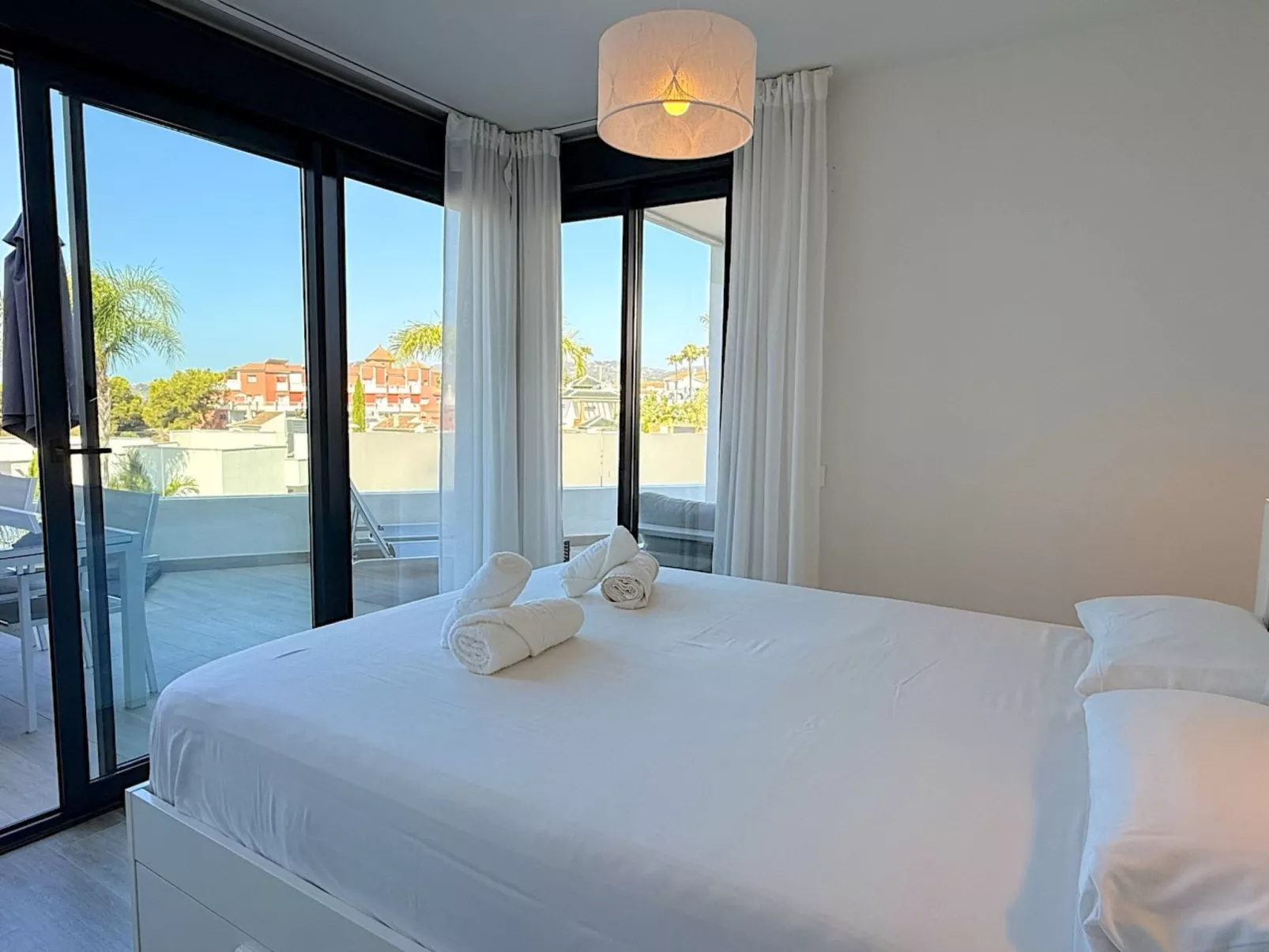 Royal Palm Luxe by Casasol - Inside