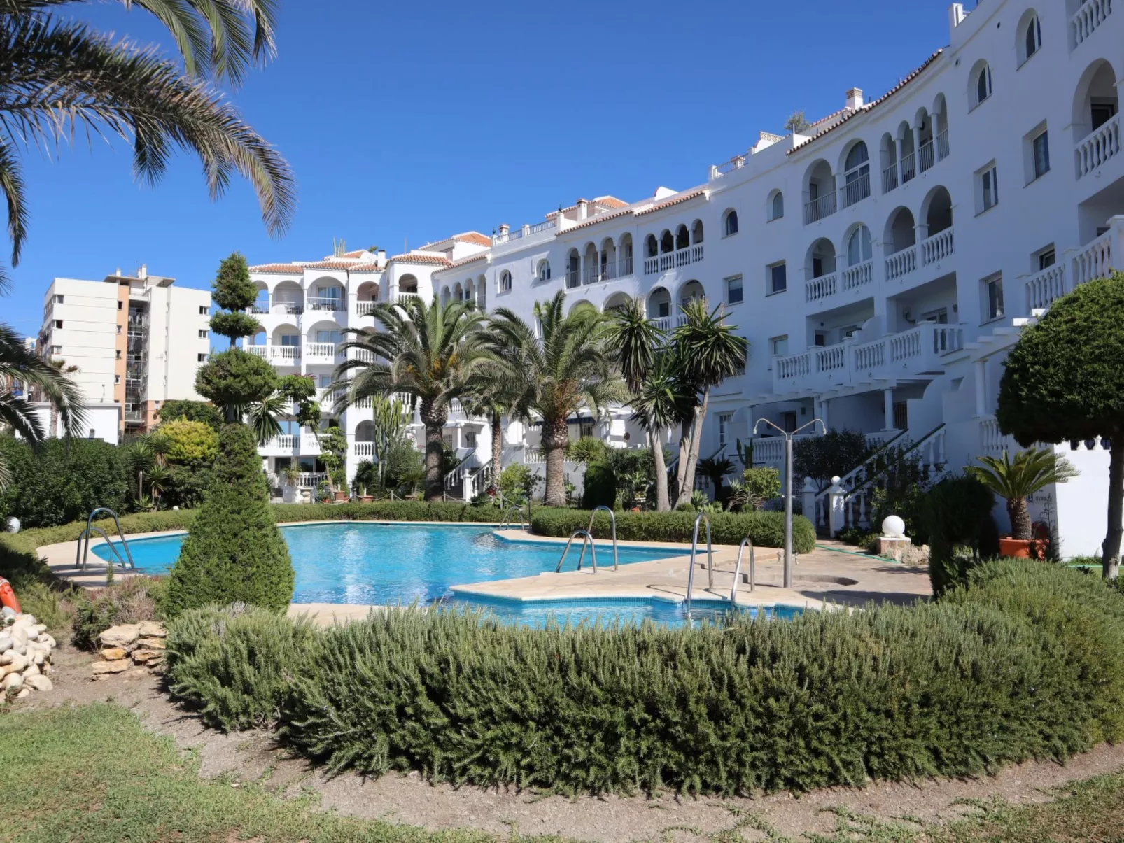 Stella Maris Beachfront 1A by Casasol - Dehors