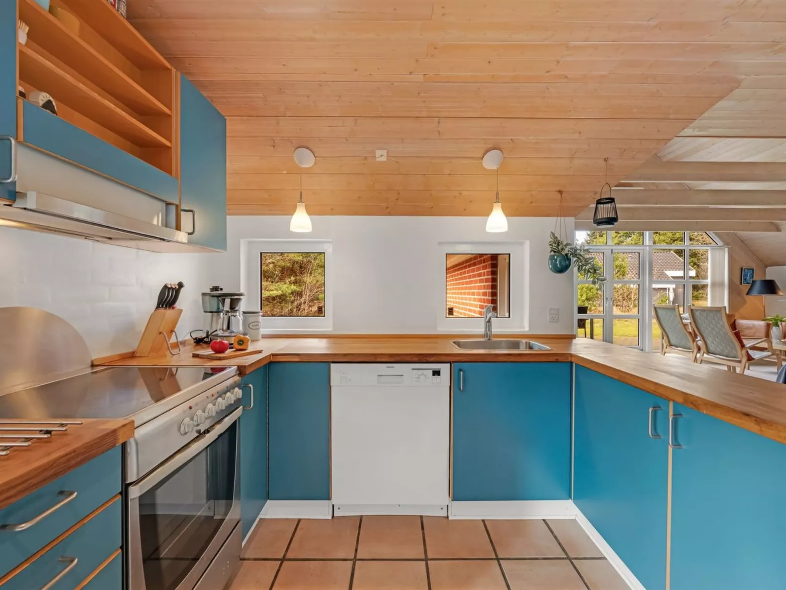 "Hunno" - 3km from the sea - Drinnen