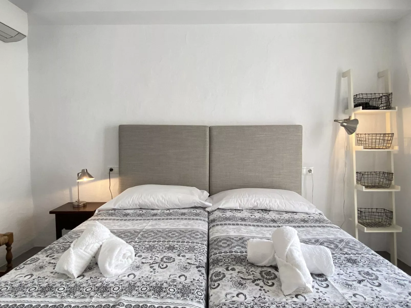 Casa San Juan 13 Centro by Casasol - Inside