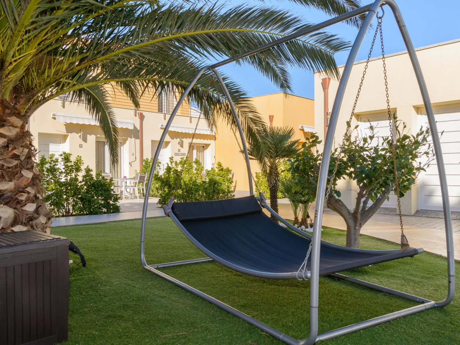 La Vida Sin Limites I EMP - Outside