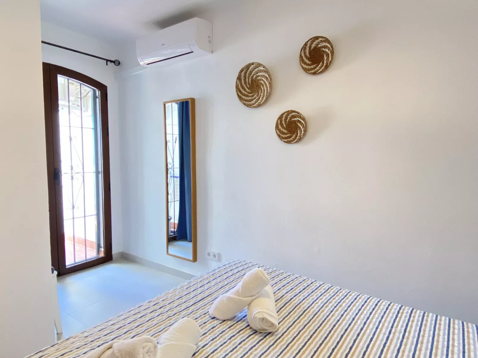 Capuchinos 56 San Juan Capistrano by Casasol - Drinnen