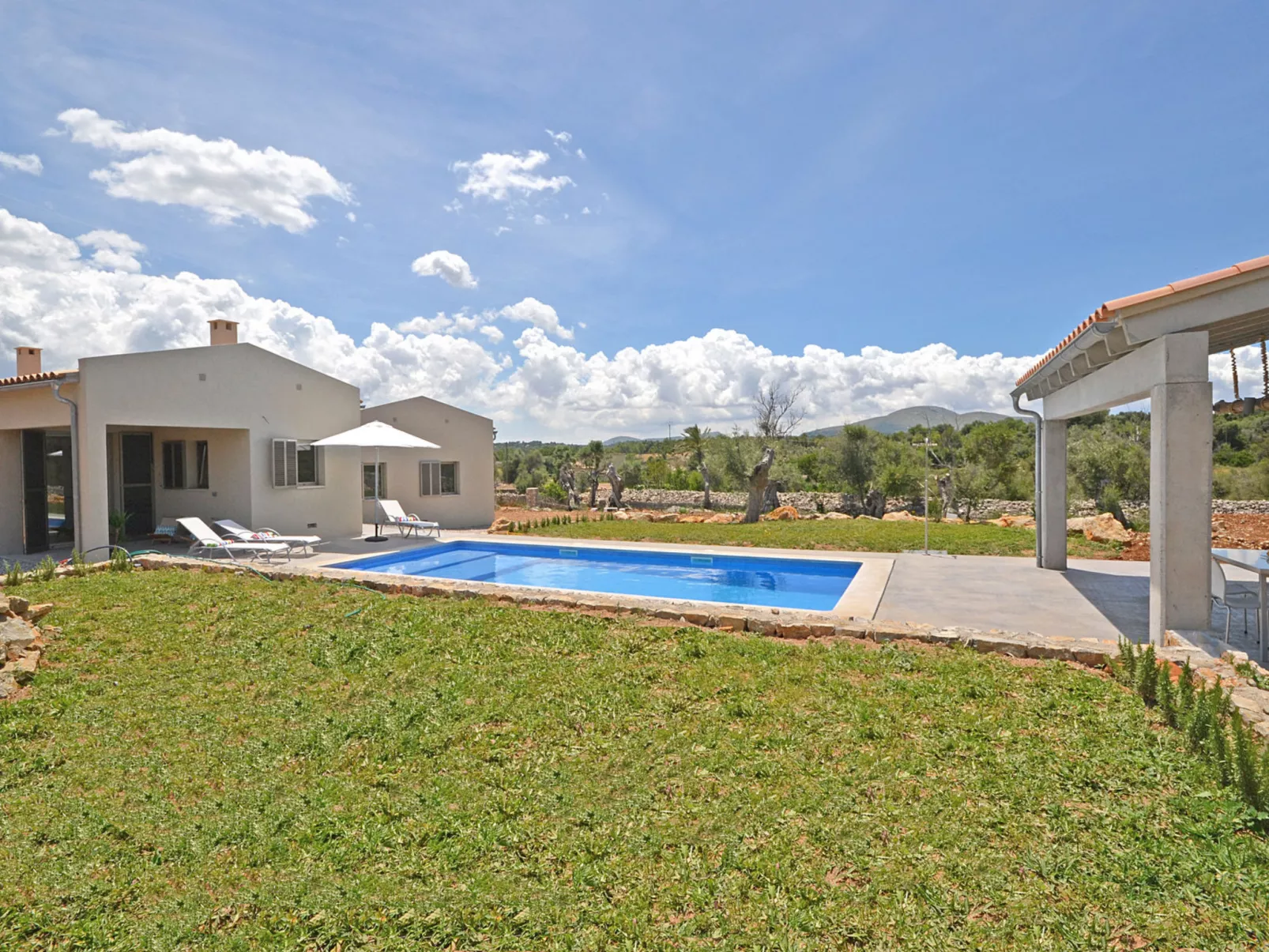 Ses Veyetes - Draußen