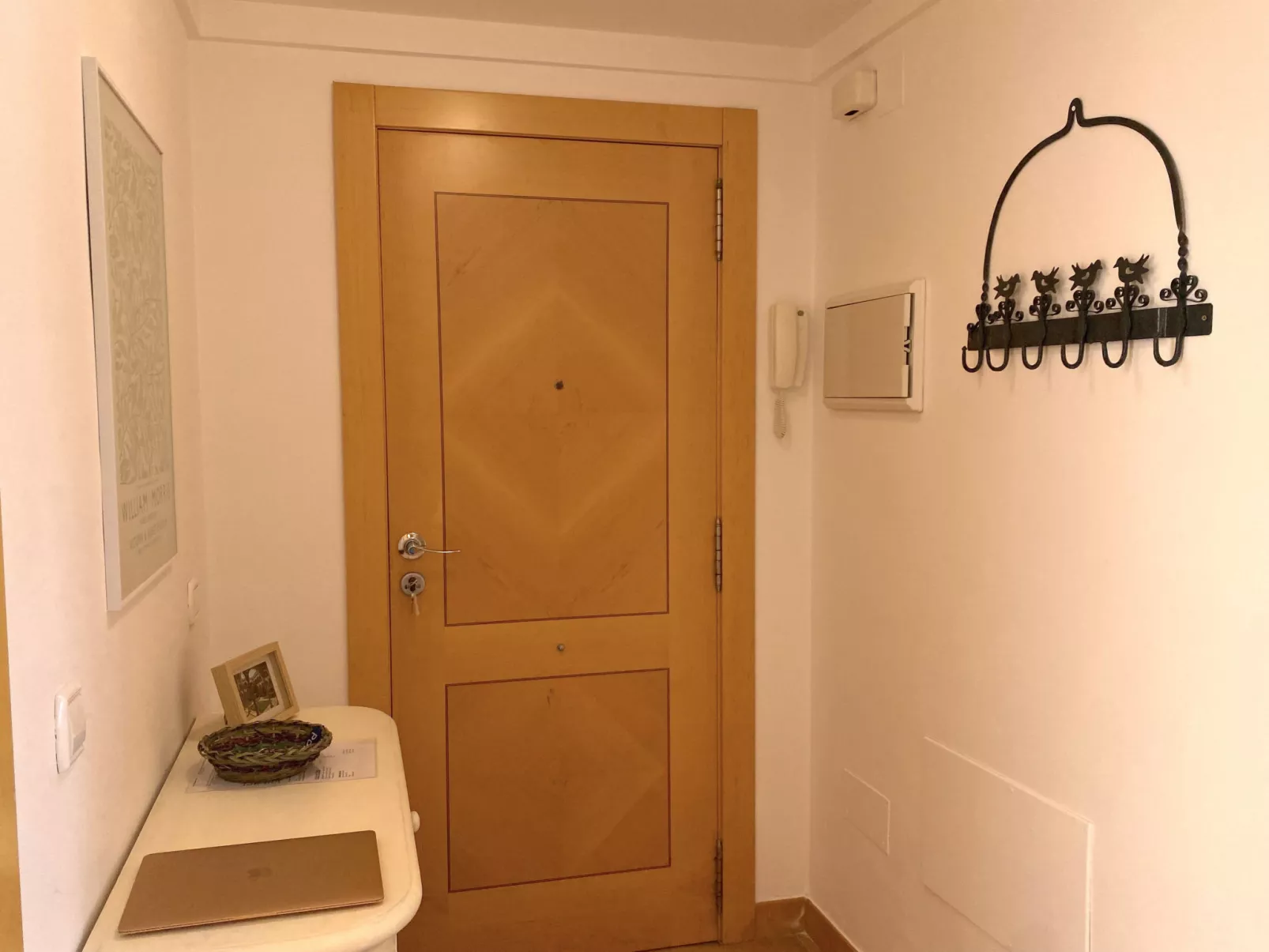 Tamango Hill Alcazaba A 1B by Casasol - Inside