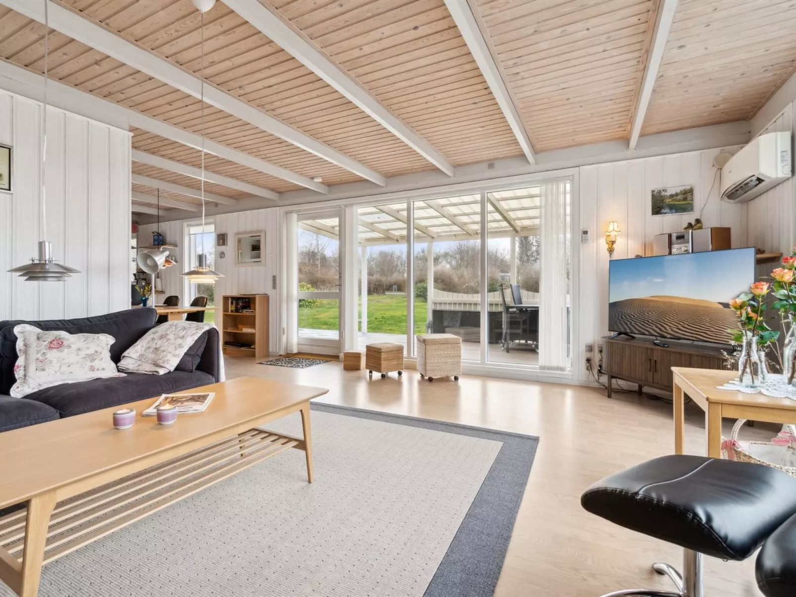"Selinda" - 250m from the sea - Inside