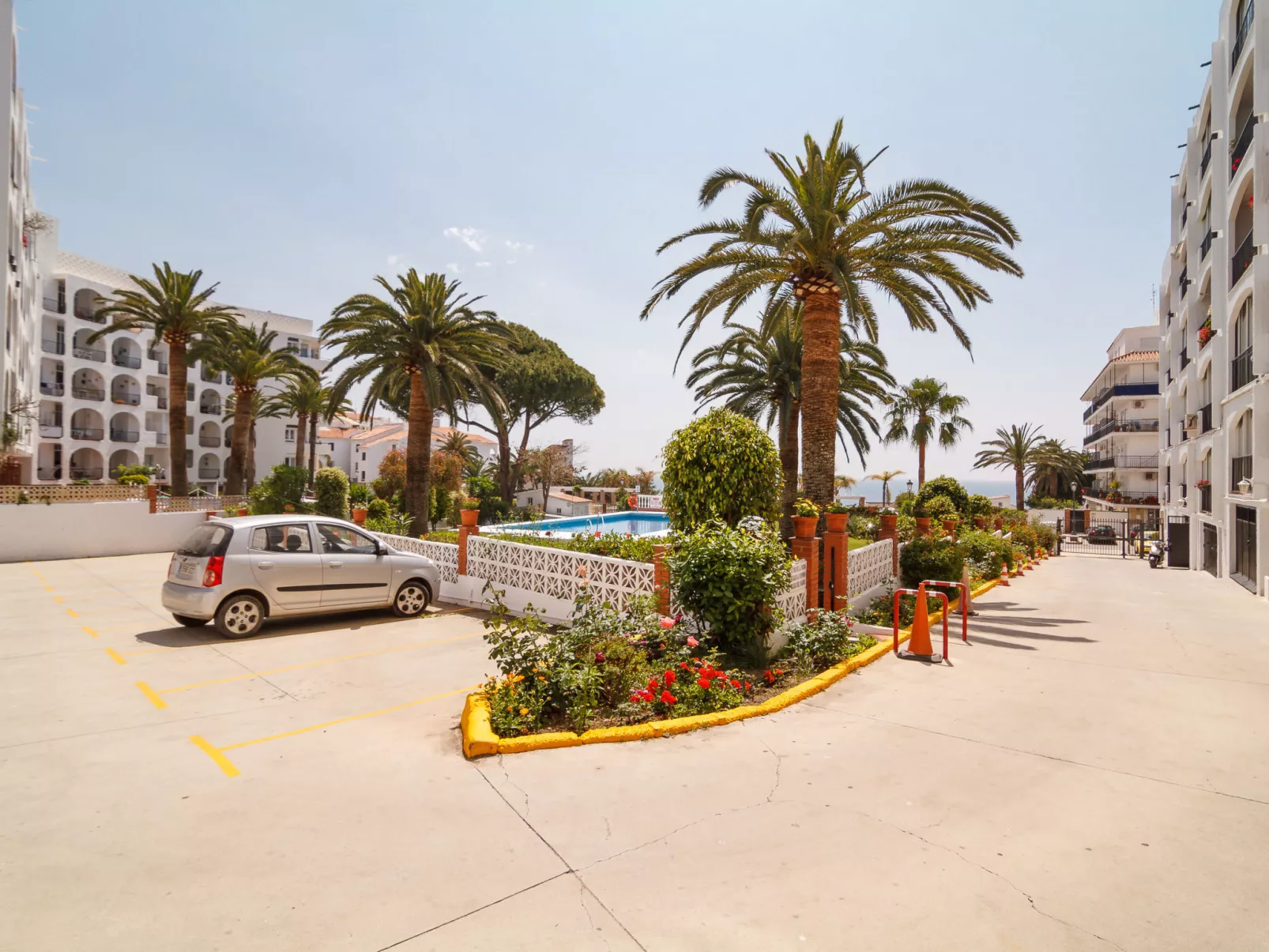 Carabeo 22 Apartment by Casasol - Outside