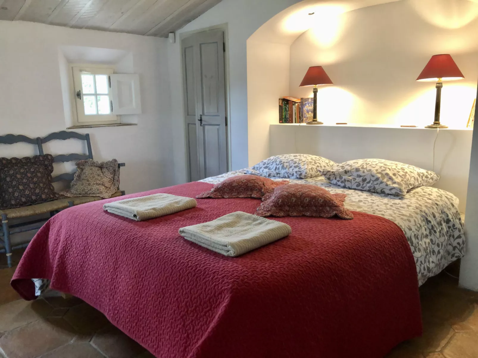 LES 2 PALMIERS - Drinnen