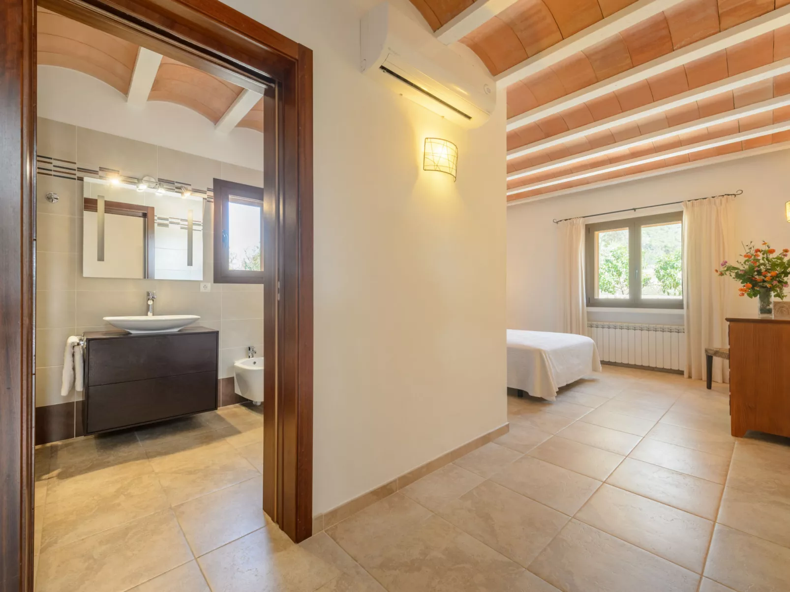 VILLA LUNA - Drinnen