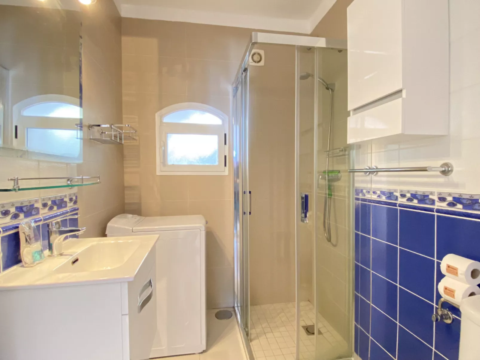 Capuchinos 42 San Juan Capistrano by Casasol - Drinnen