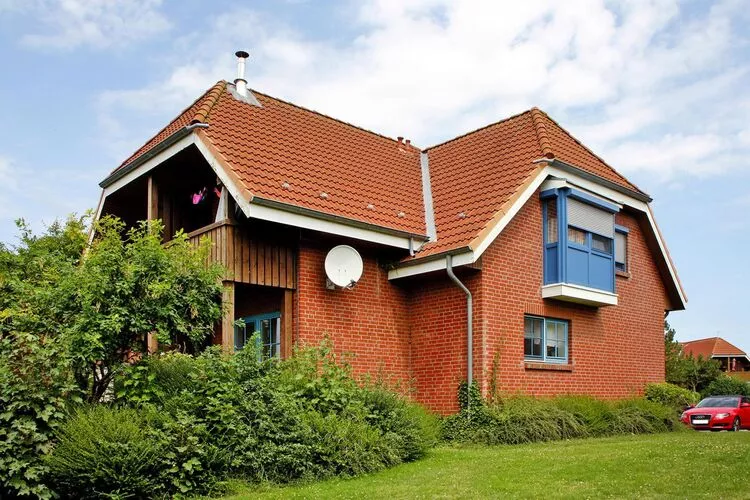 2-Raum-App / 48 qm / 18 DG rechts Kajüte 4 / 2 Pers-Exterior summer