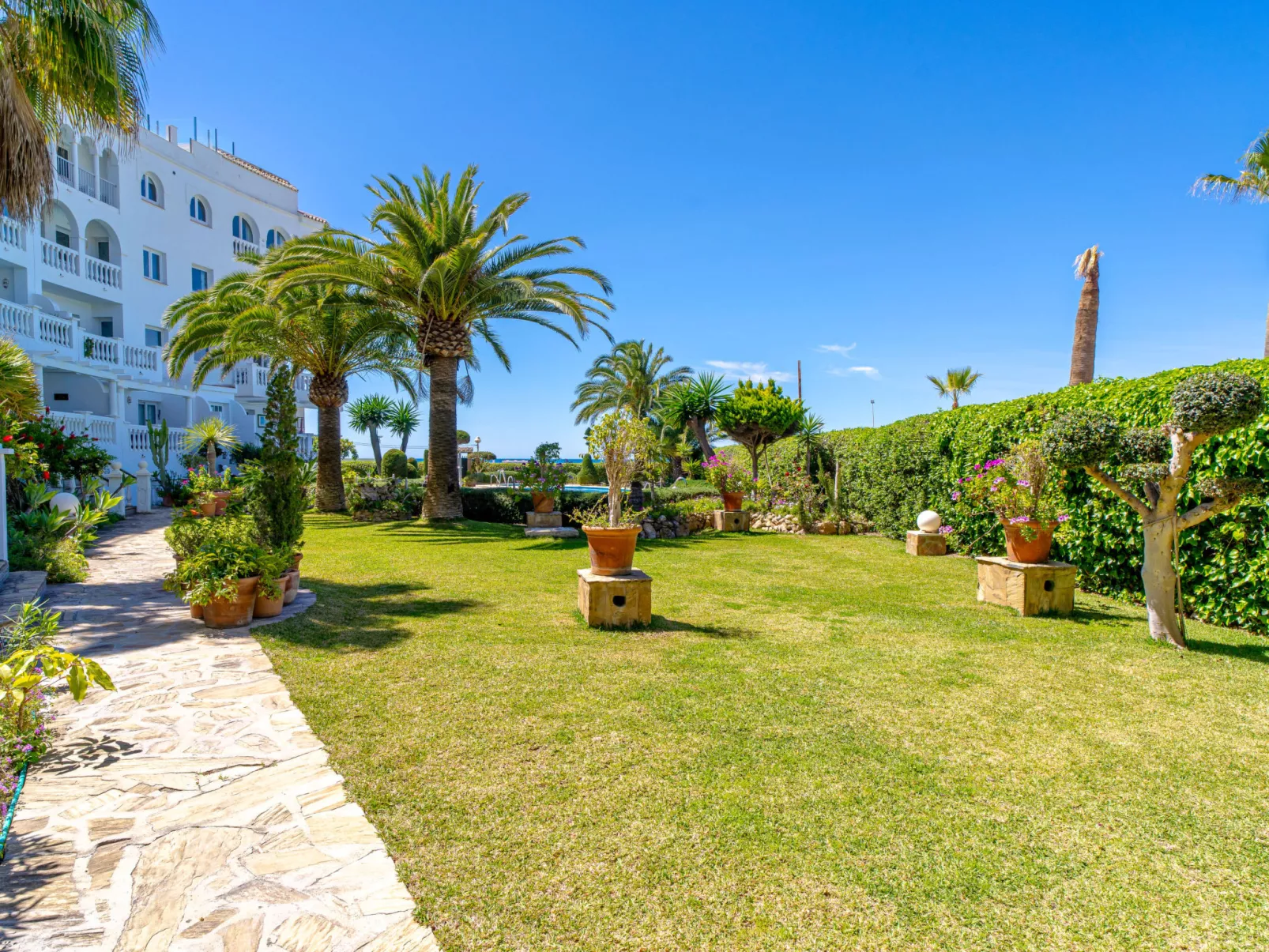 Stella Maris Beachfront 1J by Casasol - Dehors