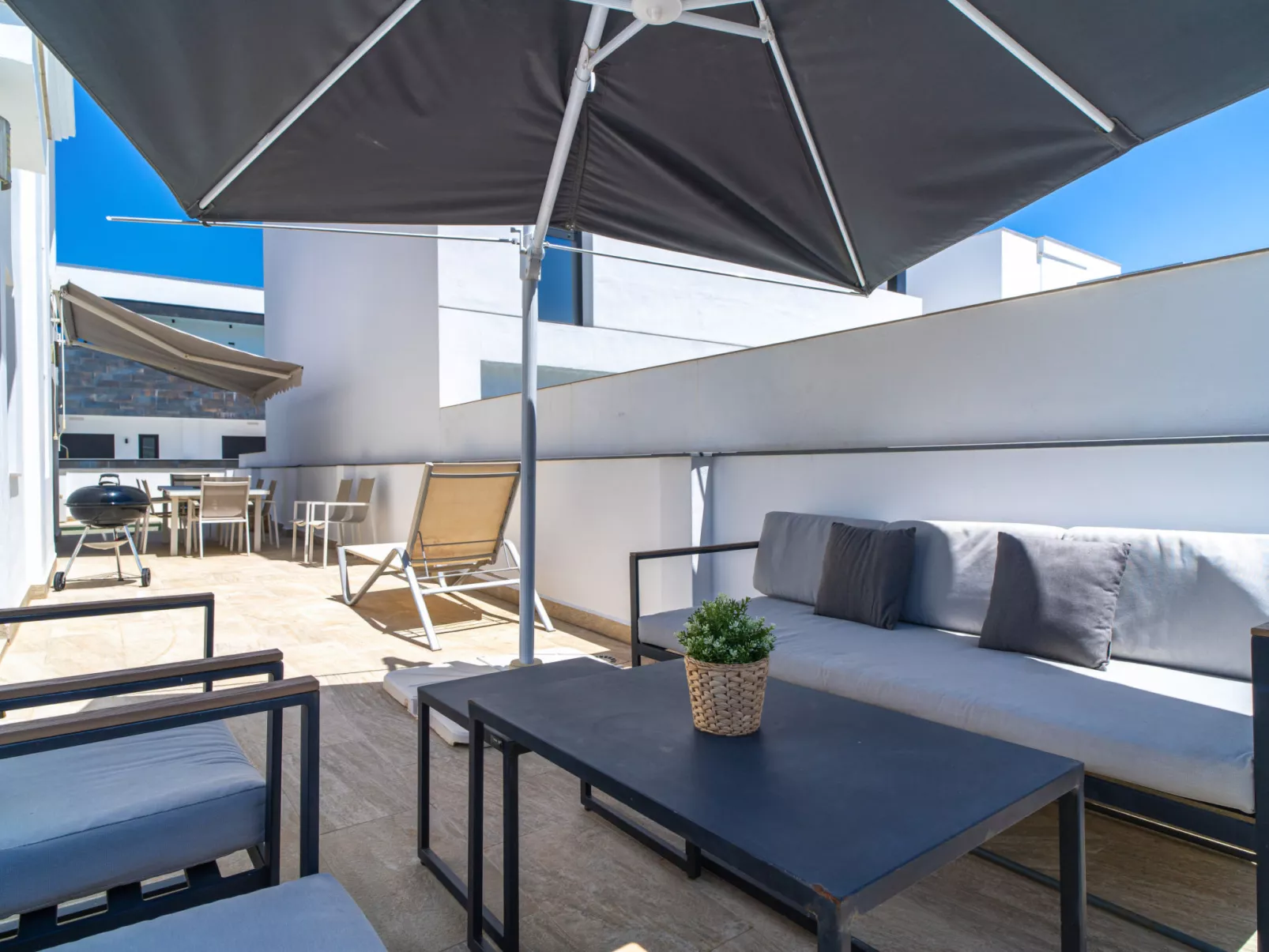 Villa Romeral Premium by Casasol - Inside