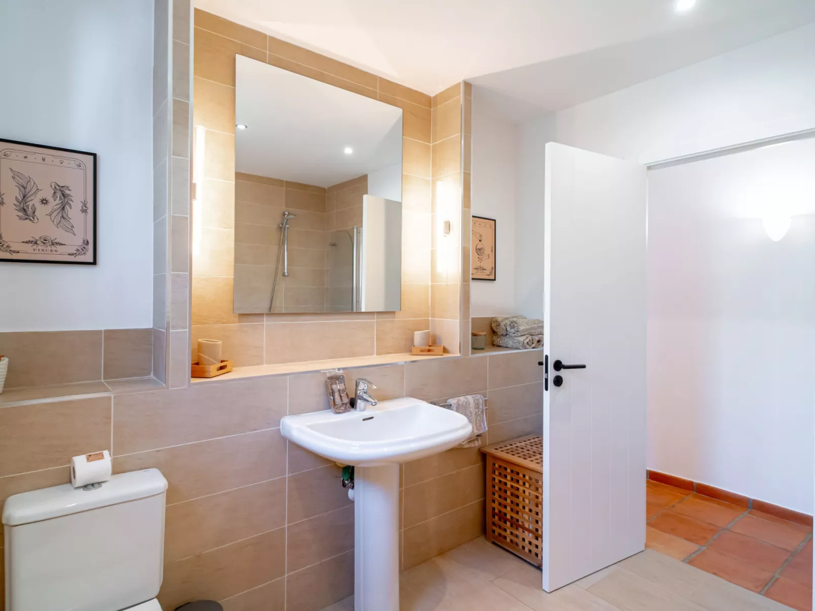 Villa Grand Pool Terrace by Casasol - Drinnen