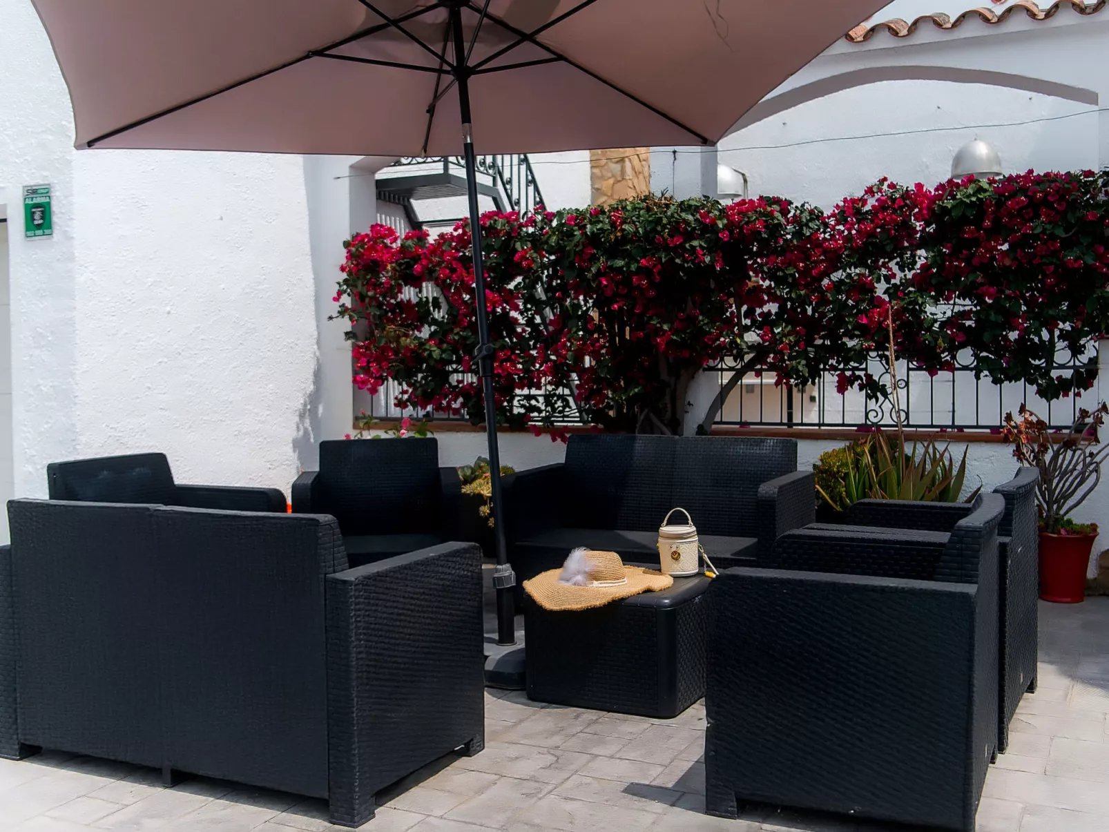 WELCS CASA 111 EMP con piscina - Inside