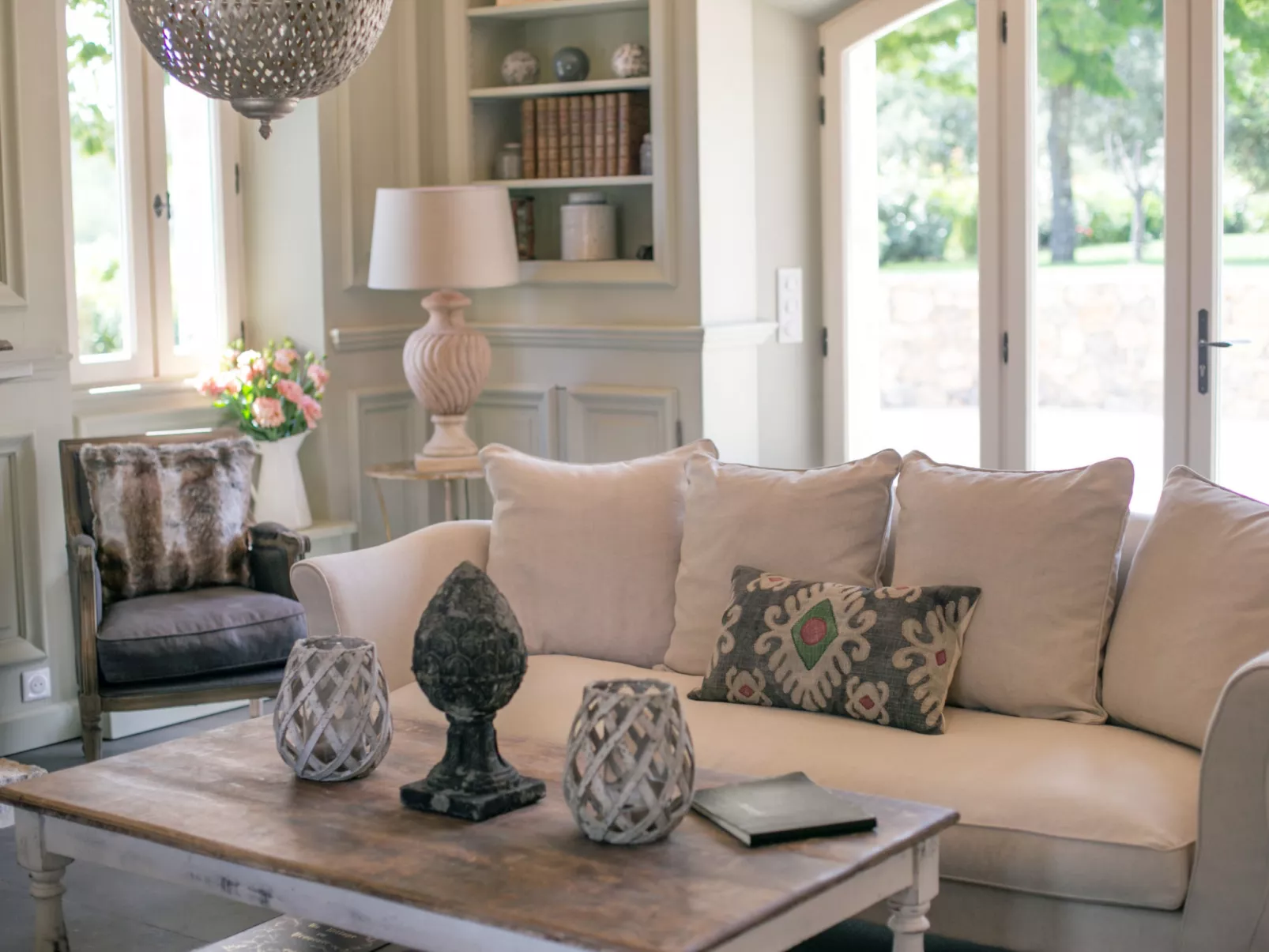 LI SIAN BEN - Inside