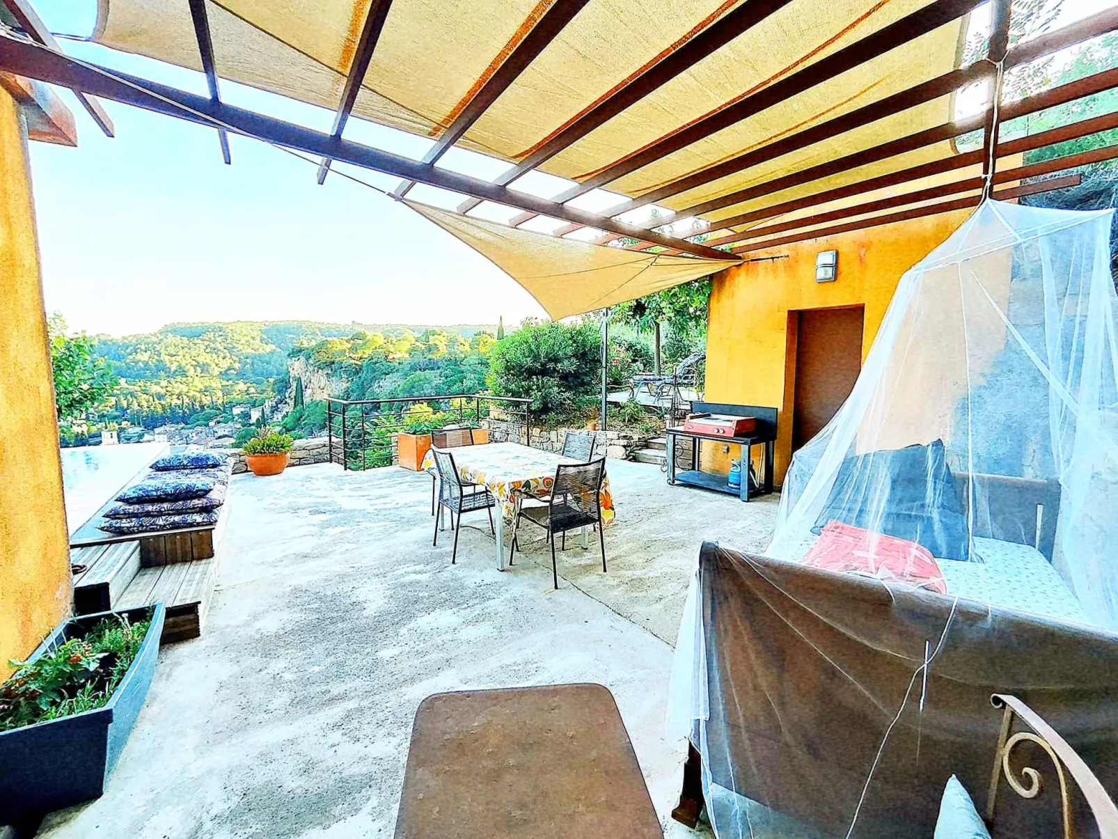 Villa Perroquet - Outside