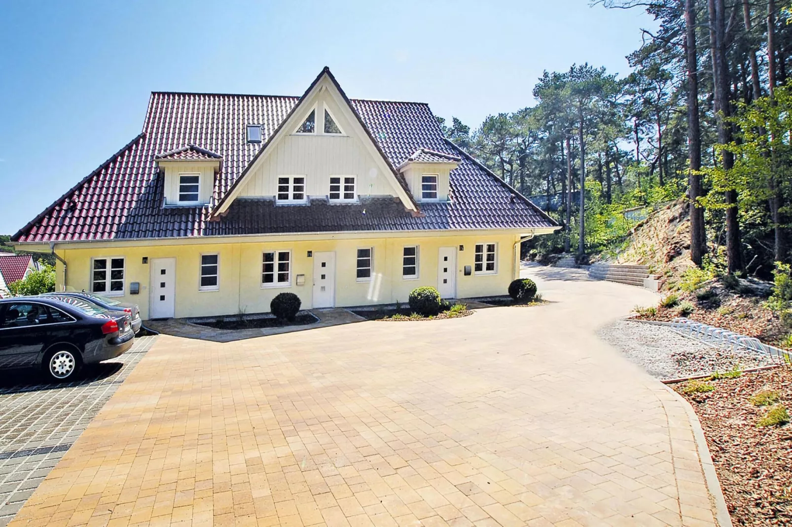 Dünenwaldhaus Rechts-Exterior summer