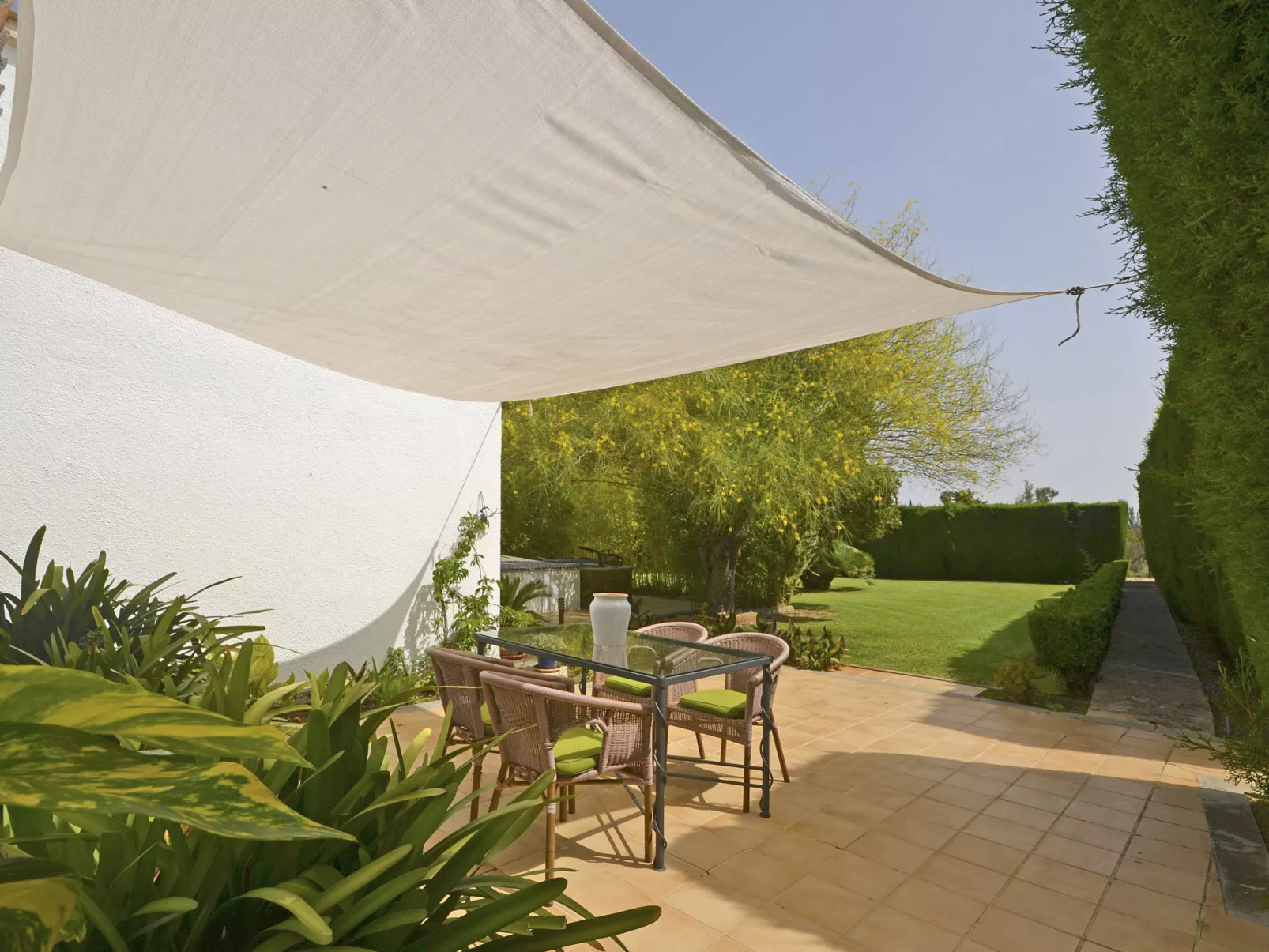 Bennassar - Draußen