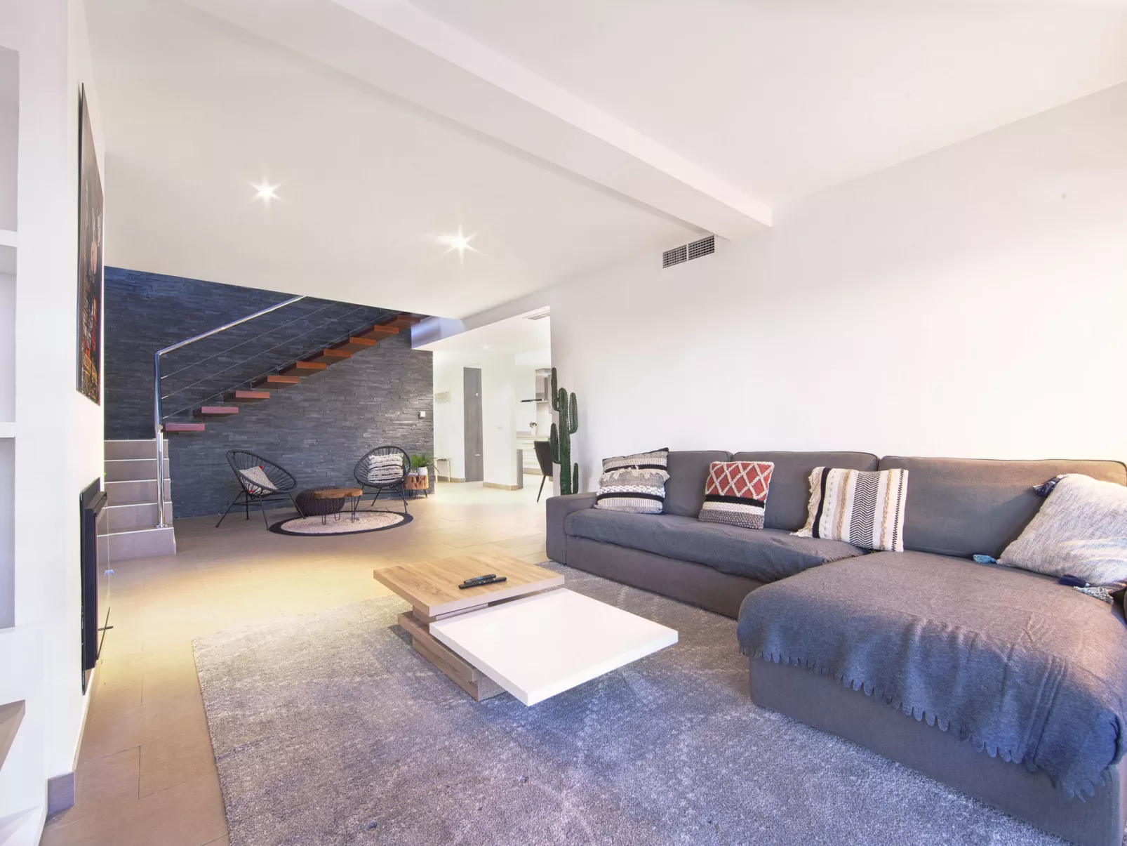 Modern Villa close to Costabella beach - Inside