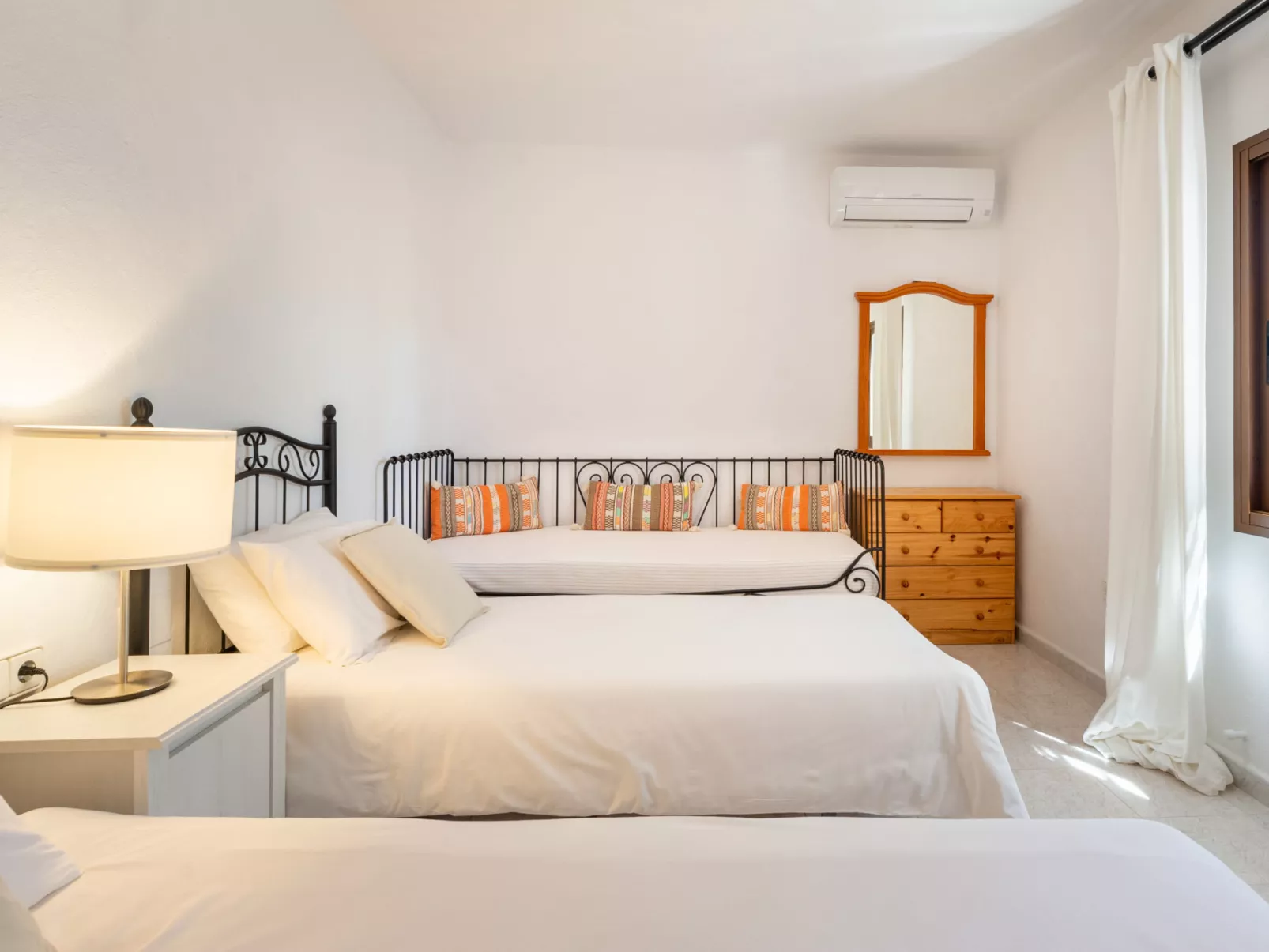 VILLA JAZMÍN - Inside