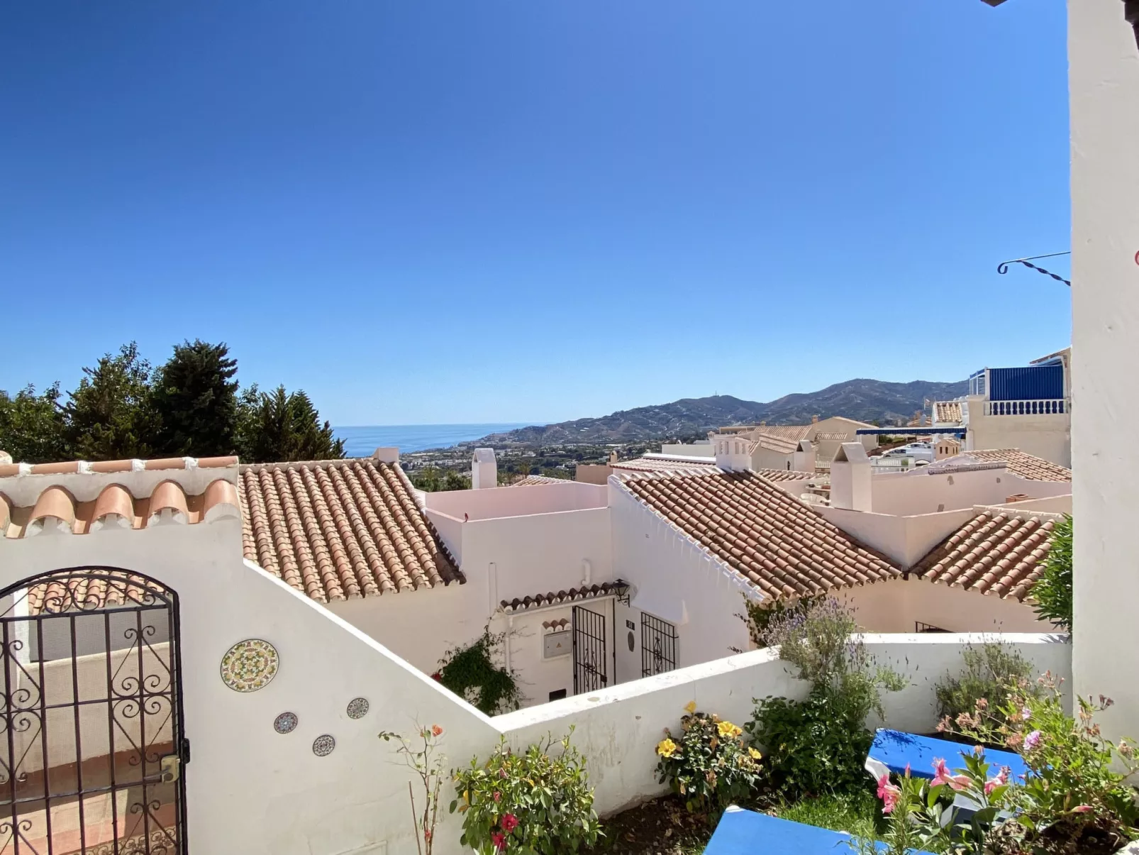 Capuchinos 56 San Juan Capistrano by Casasol - Draußen