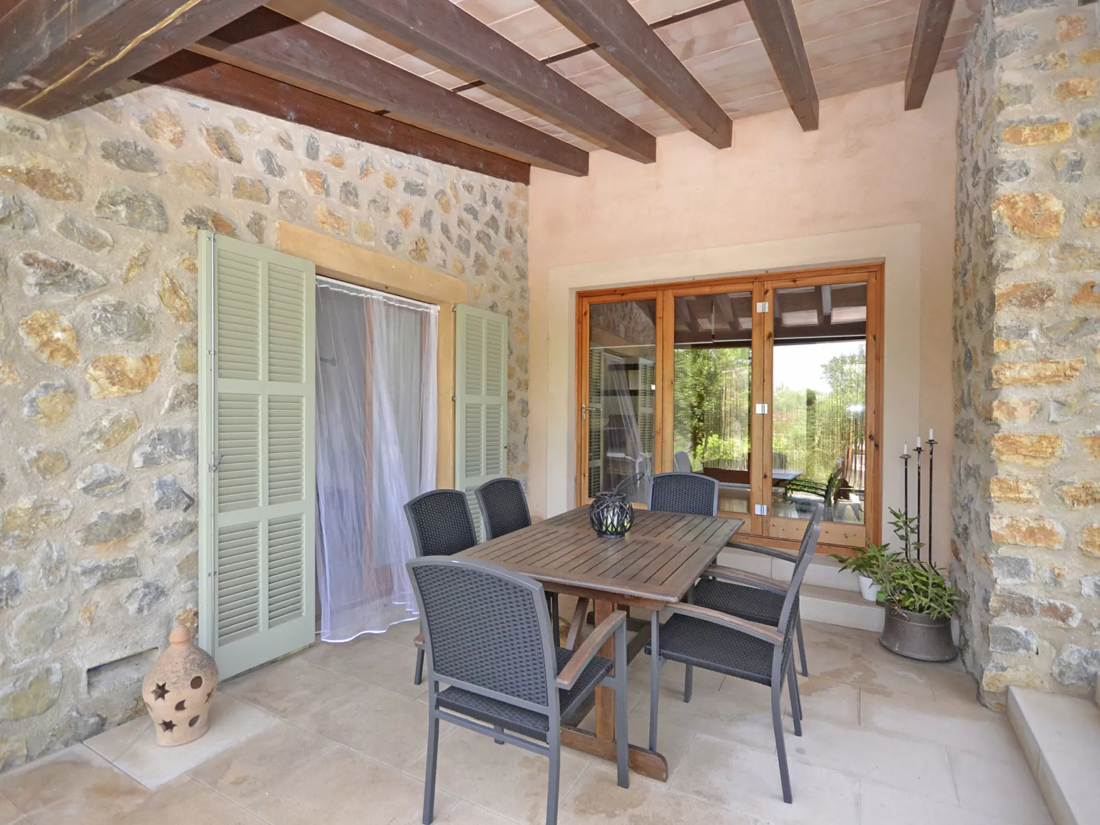 Es Romagueral - Outside