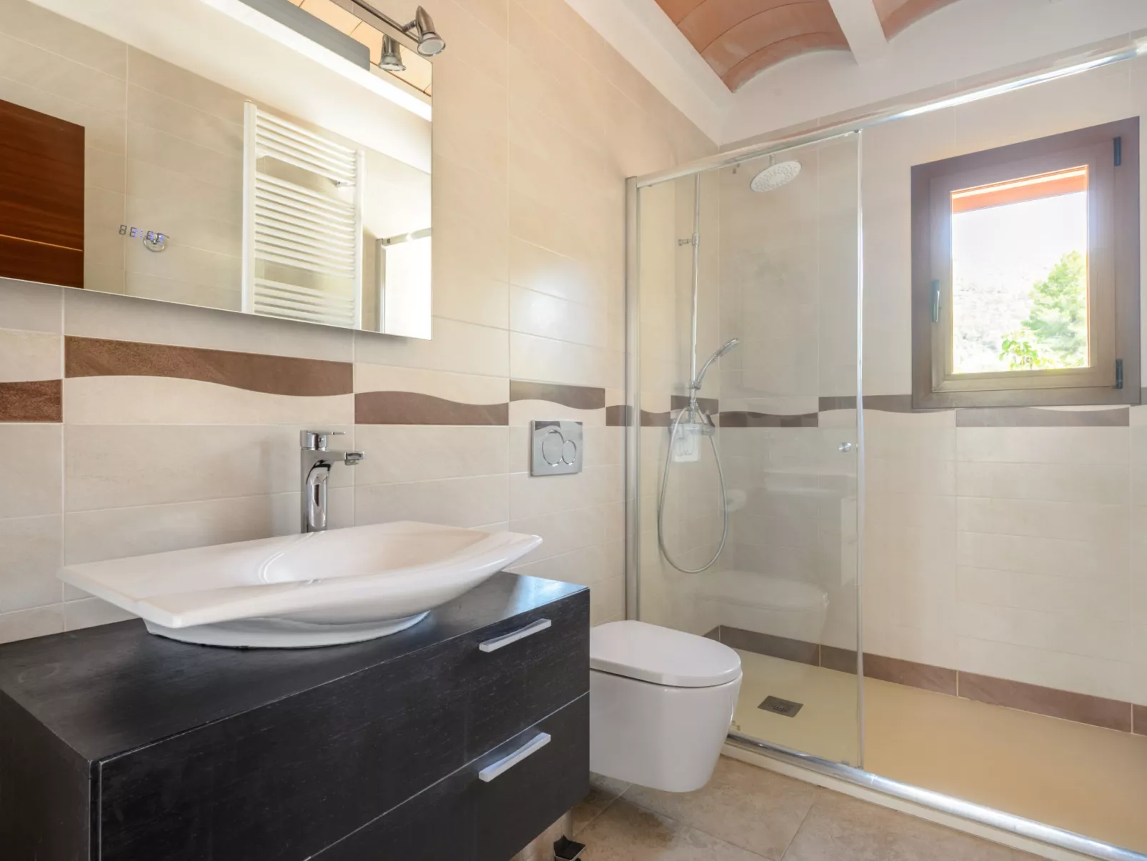 VILLA LUNA - Drinnen