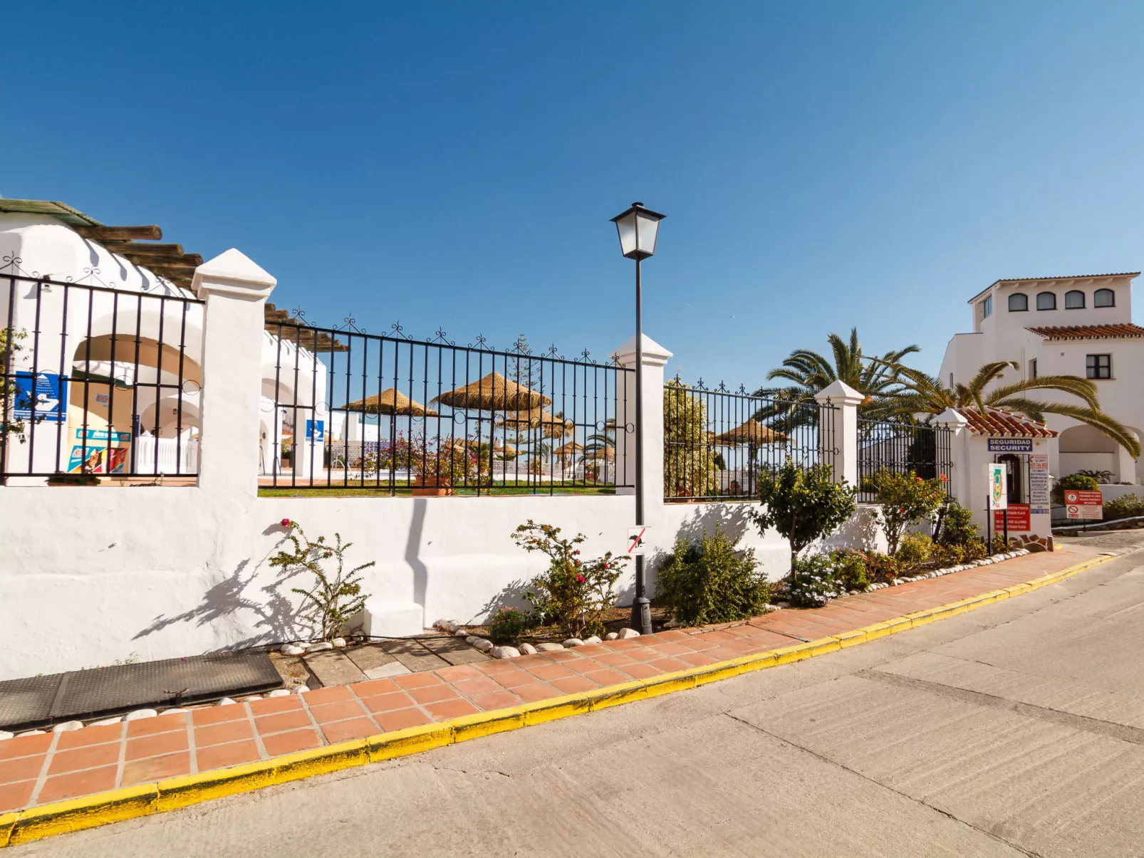 Capistrano Playa 703 by Casasol - Dehors