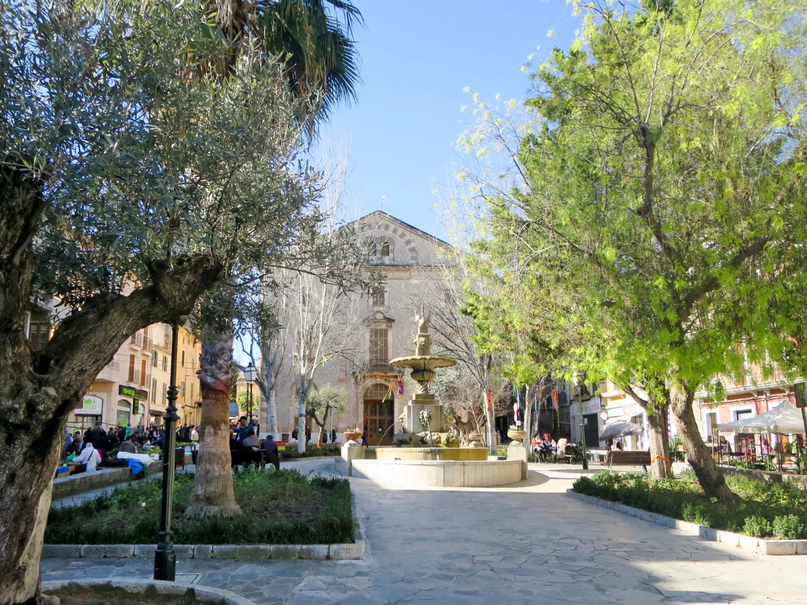 Tiraset - Area