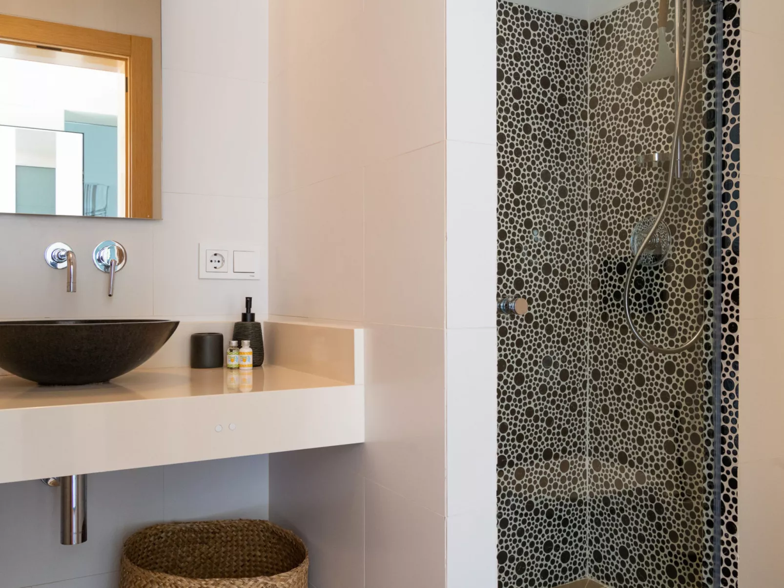 Villa Madrugada, beachside villa in Costabella - Inside