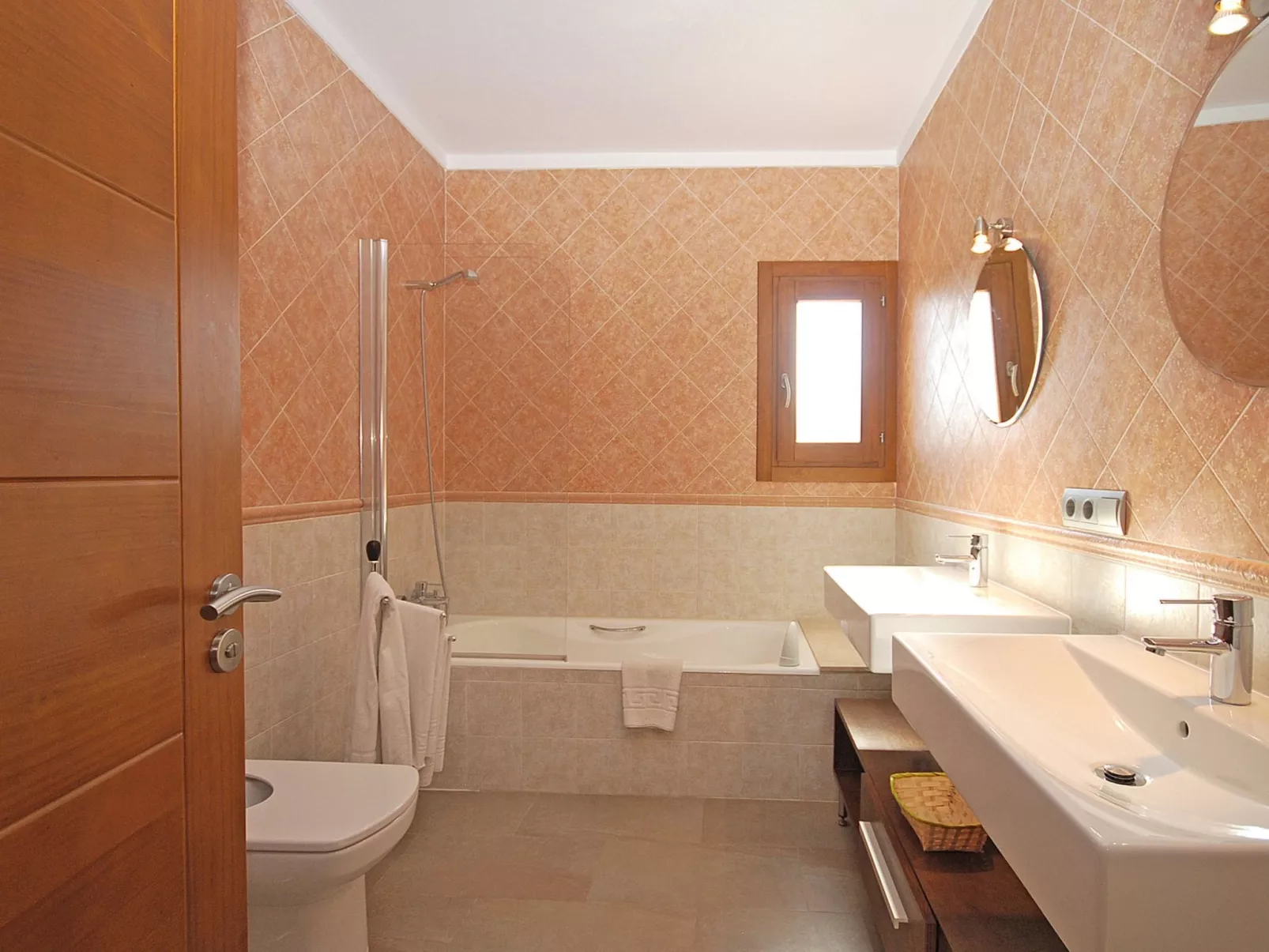 Santa Maria - Drinnen