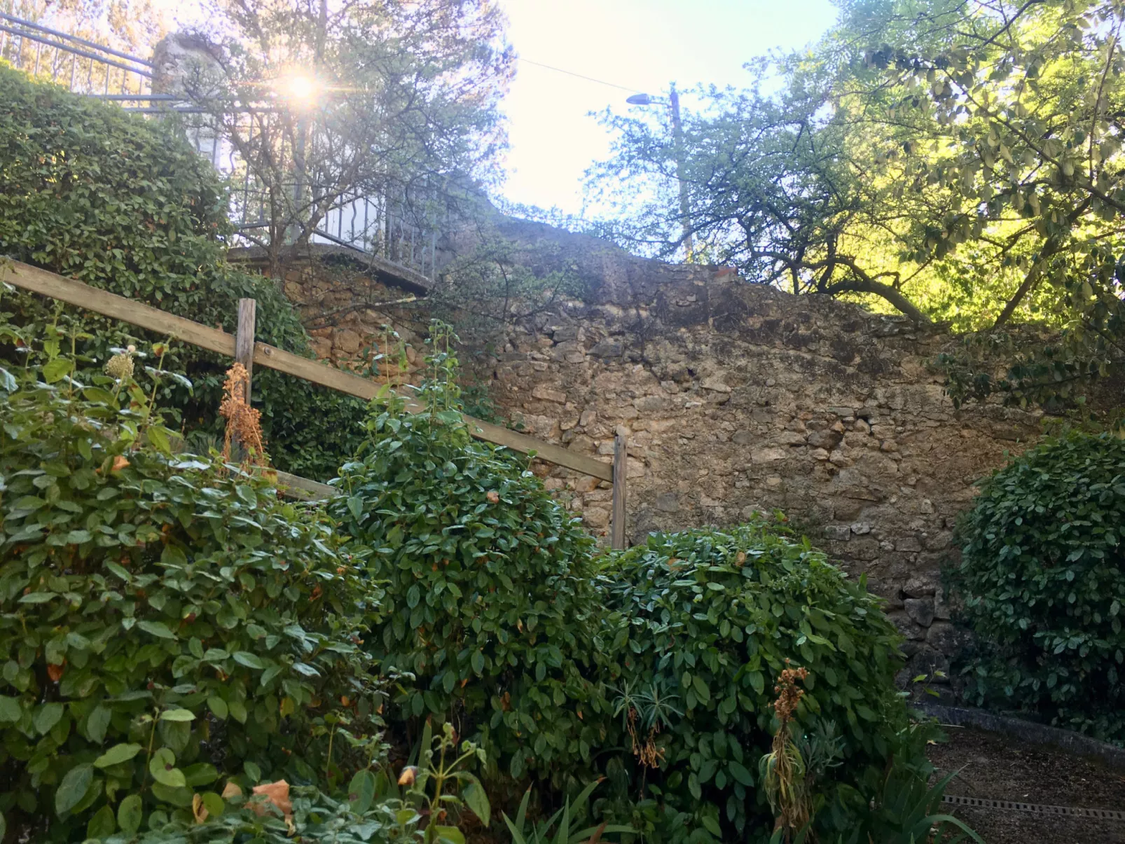 MAISON PERCHEE - Outside