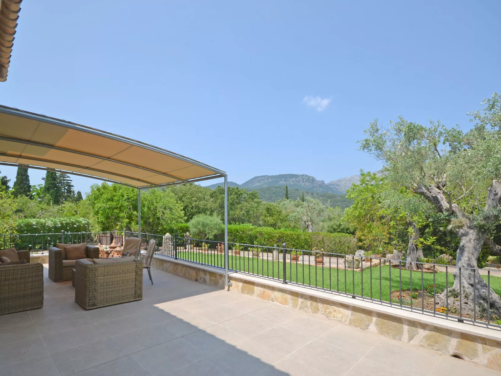 Ca na rossa - Dedans