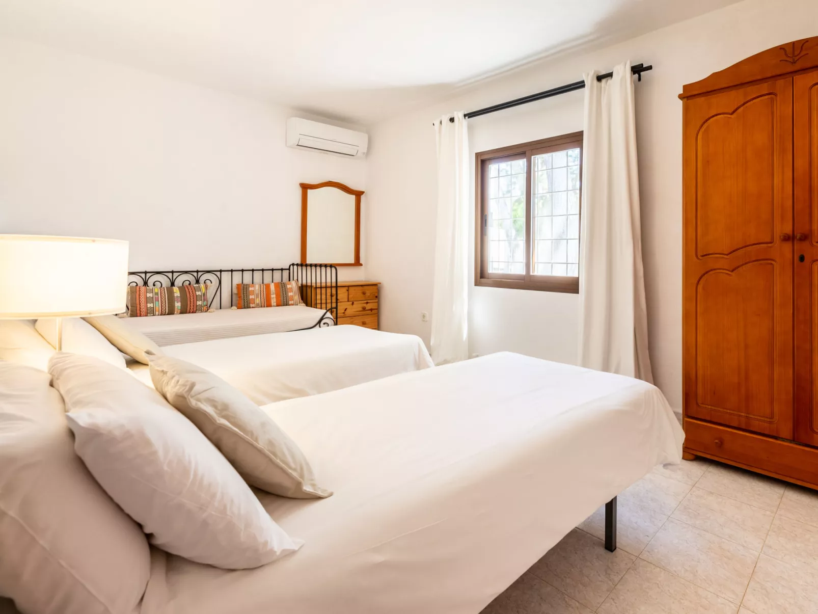 VILLA JAZMÍN - Inside