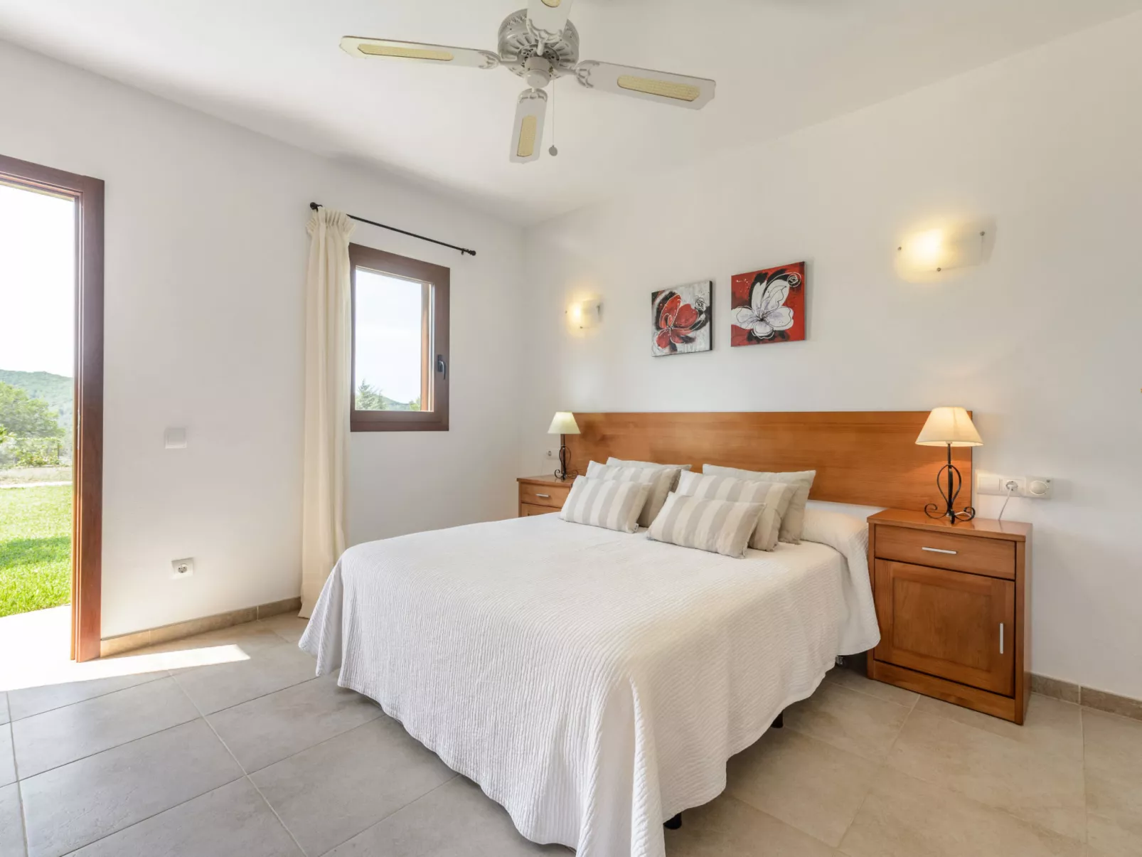 VILLA LUNA - Drinnen