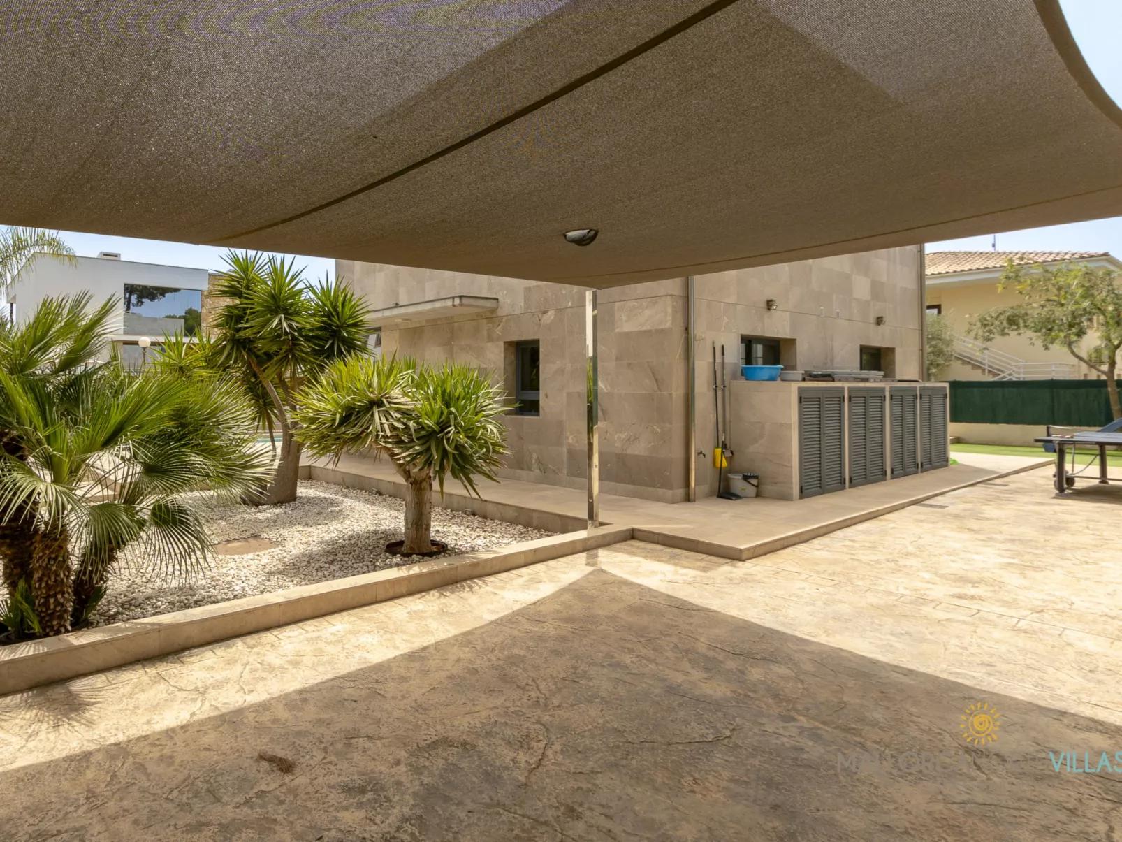 Villa Iola: Moderna Casa en Platja de Muro - Draußen