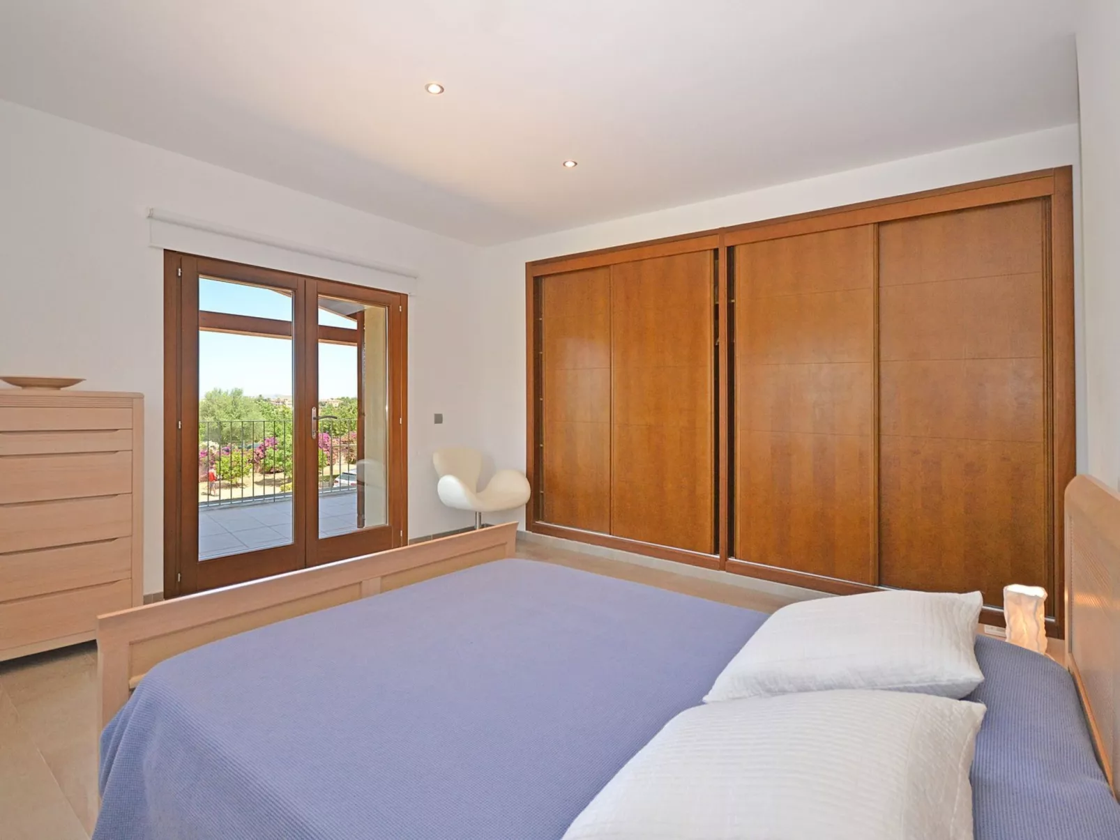 Santa Maria - Drinnen