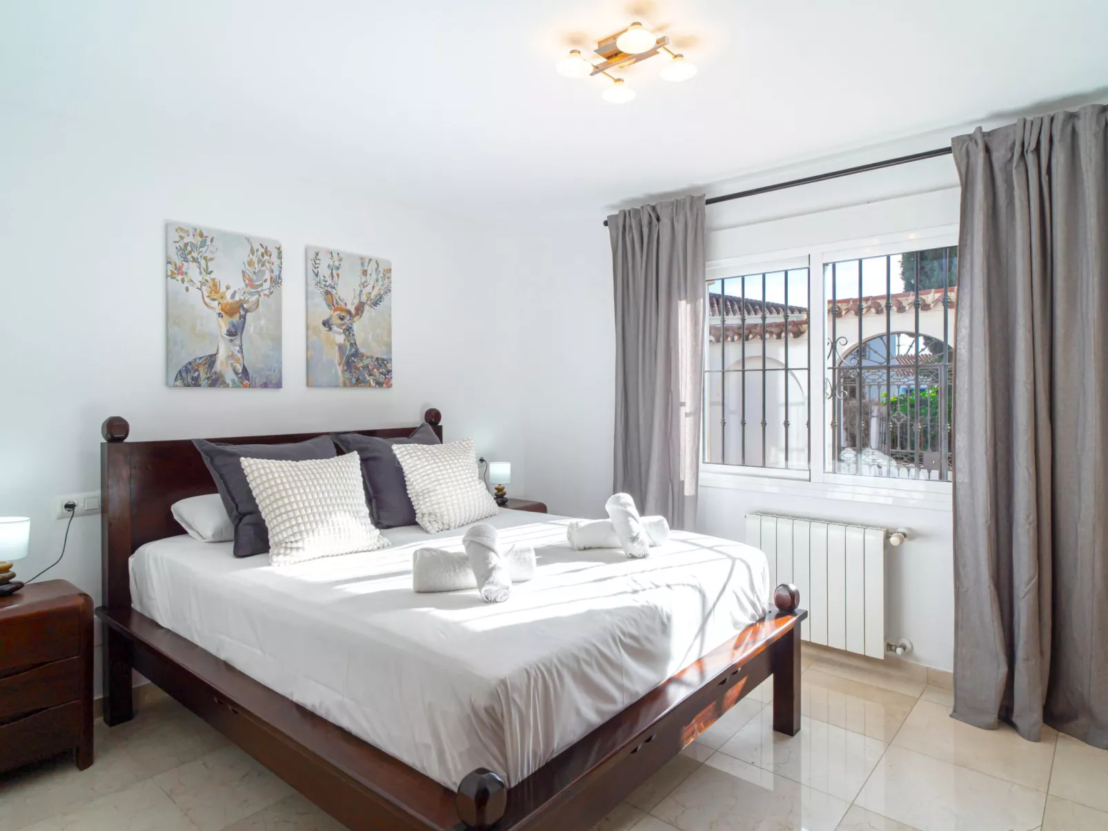 Villa Grande Luxe Private Pool by Casasol - Drinnen