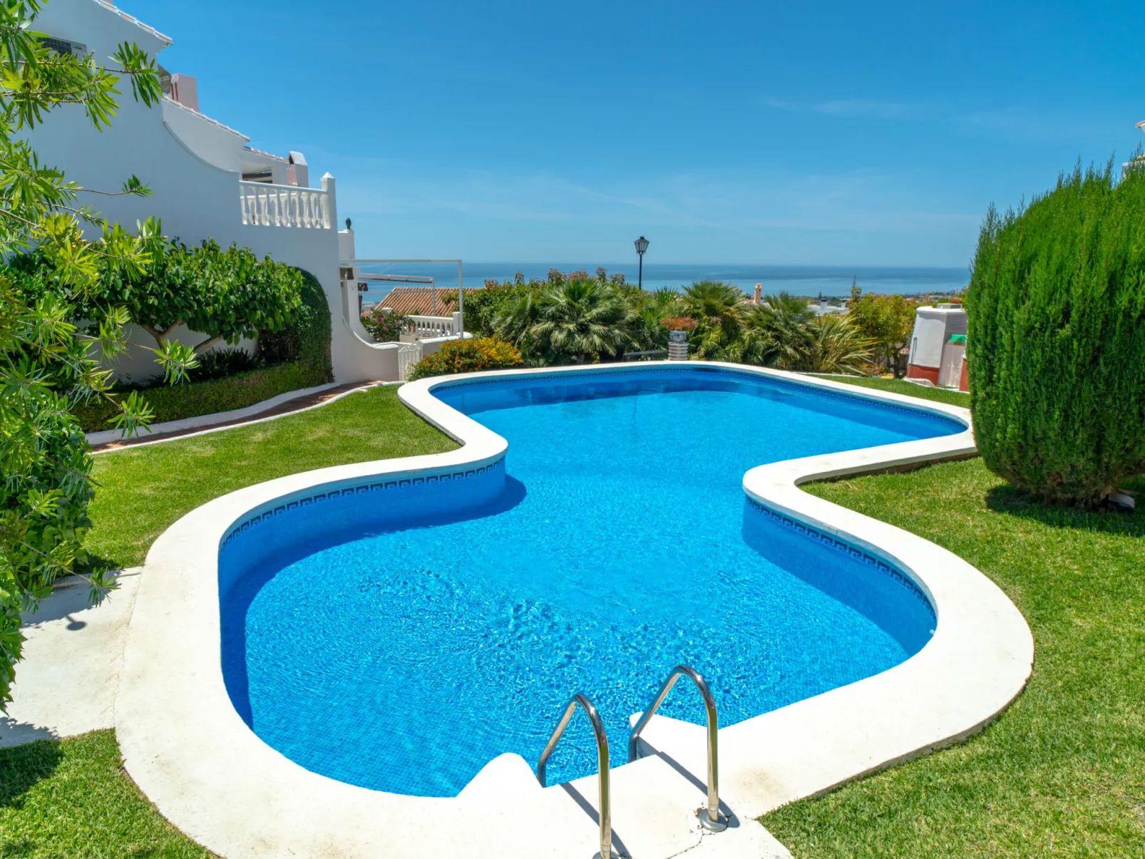 Los Aguacates Bellavista by Casasol - Outside