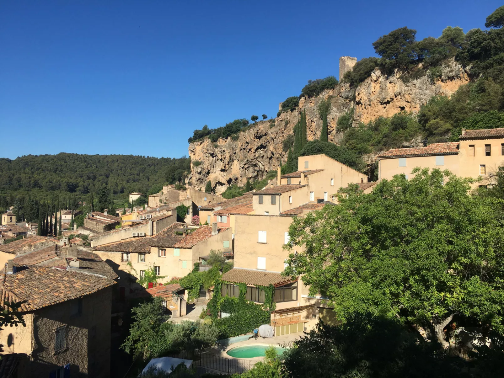 MAISON PERCHEE - Outside